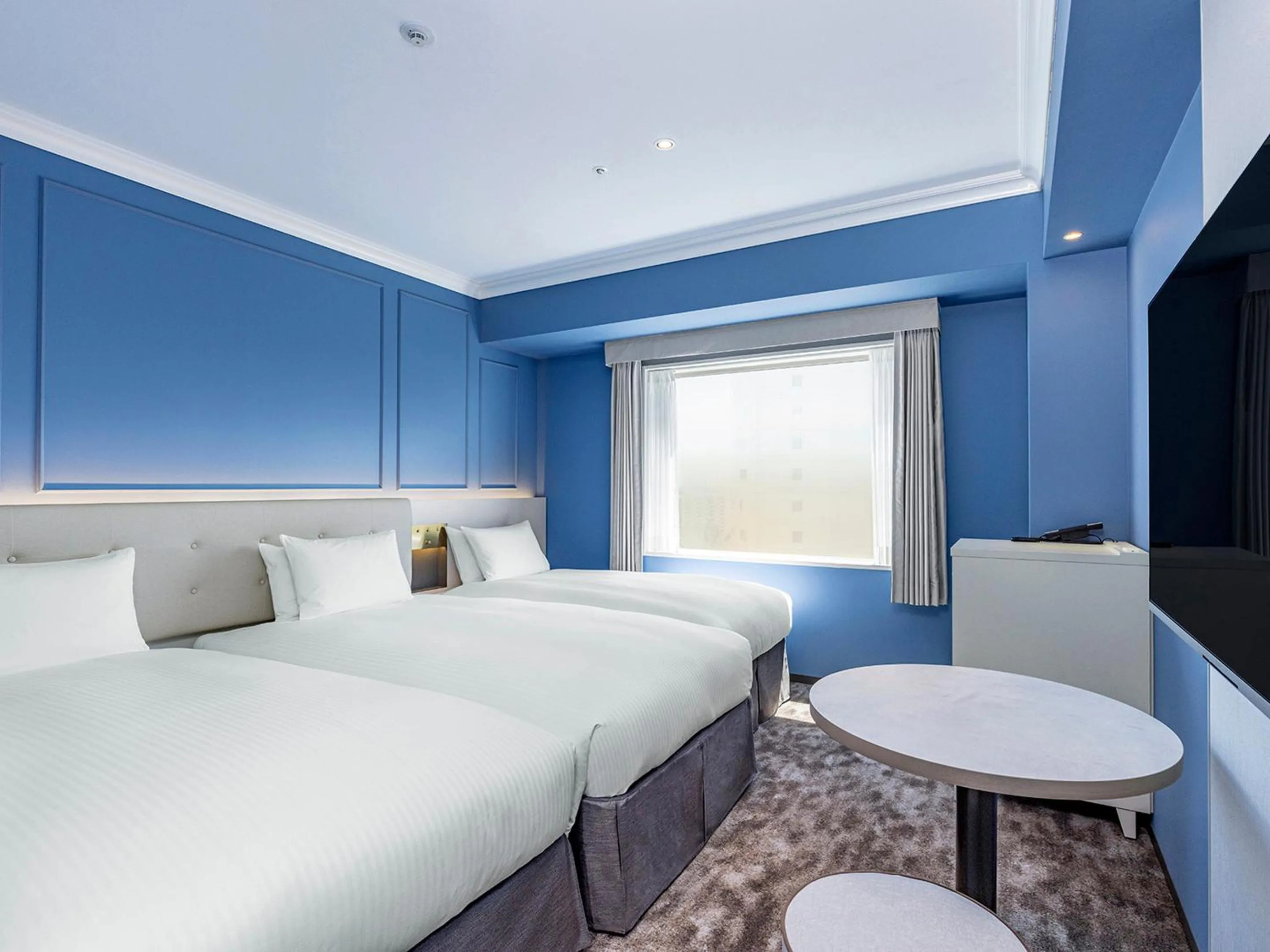 Photo of the whole room, Bed in Oriental Hotel Tokyo Bay