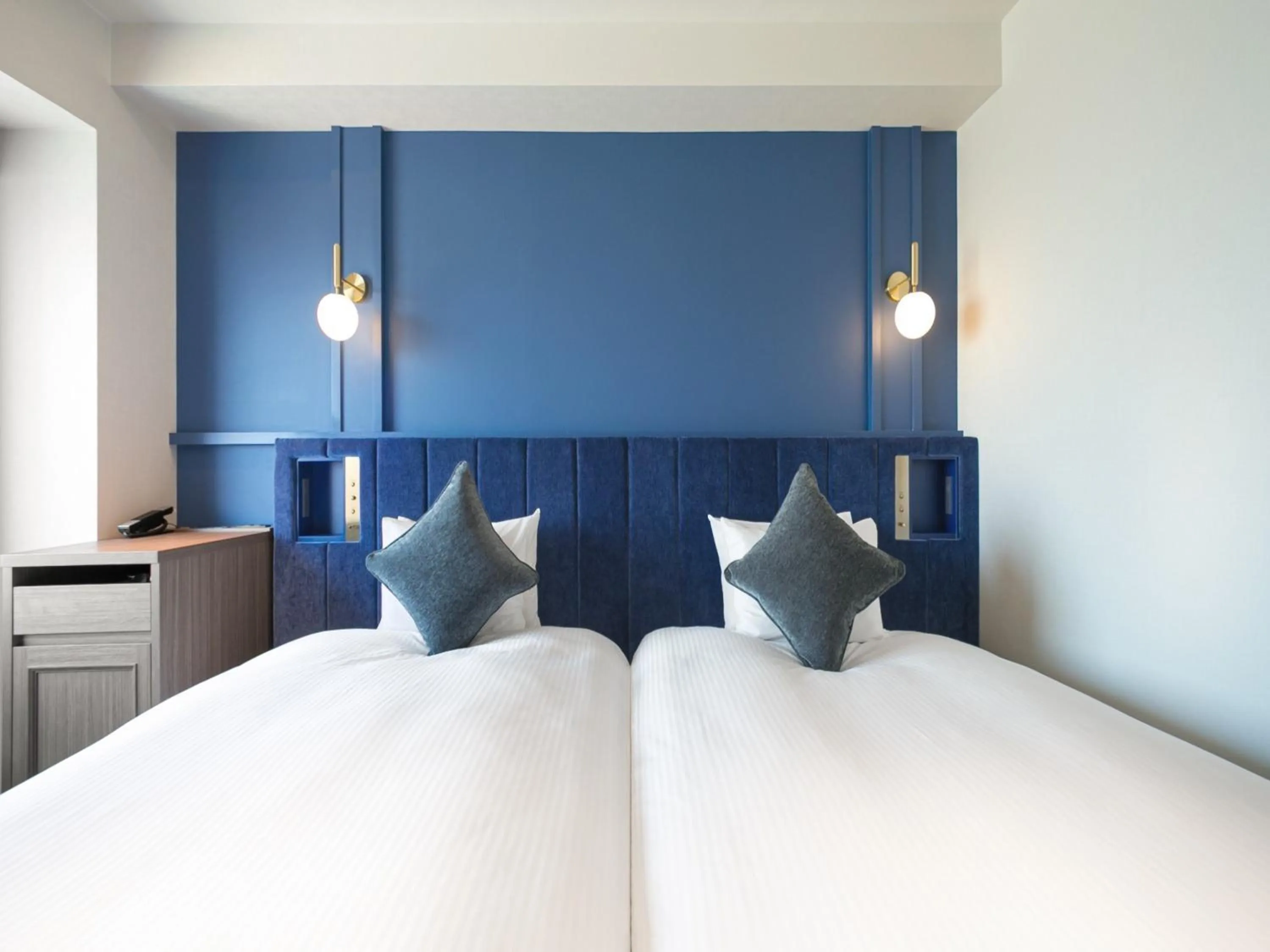 Bedroom, Bed in Oriental Hotel Tokyo Bay