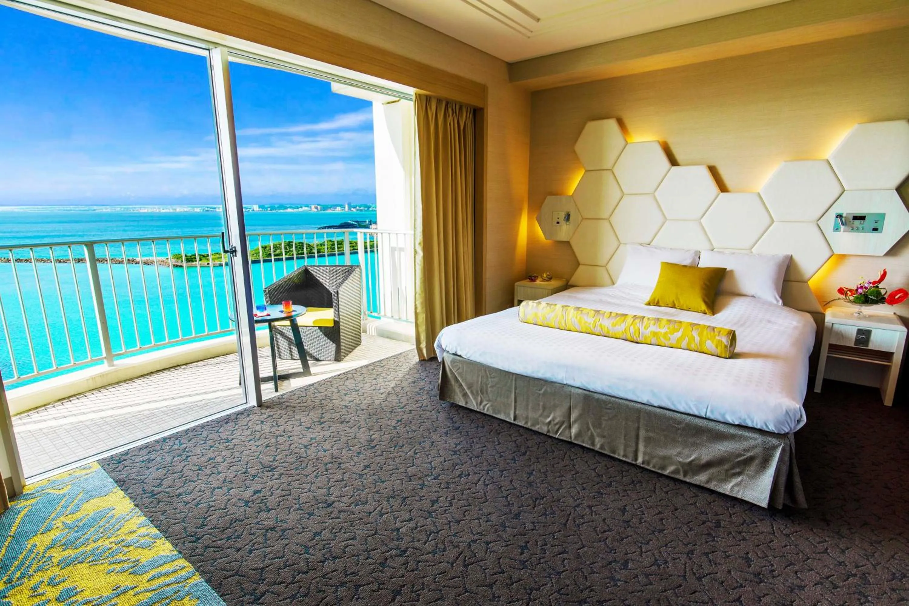 Photo of the whole room, Bed in Laguna Garden Hotel