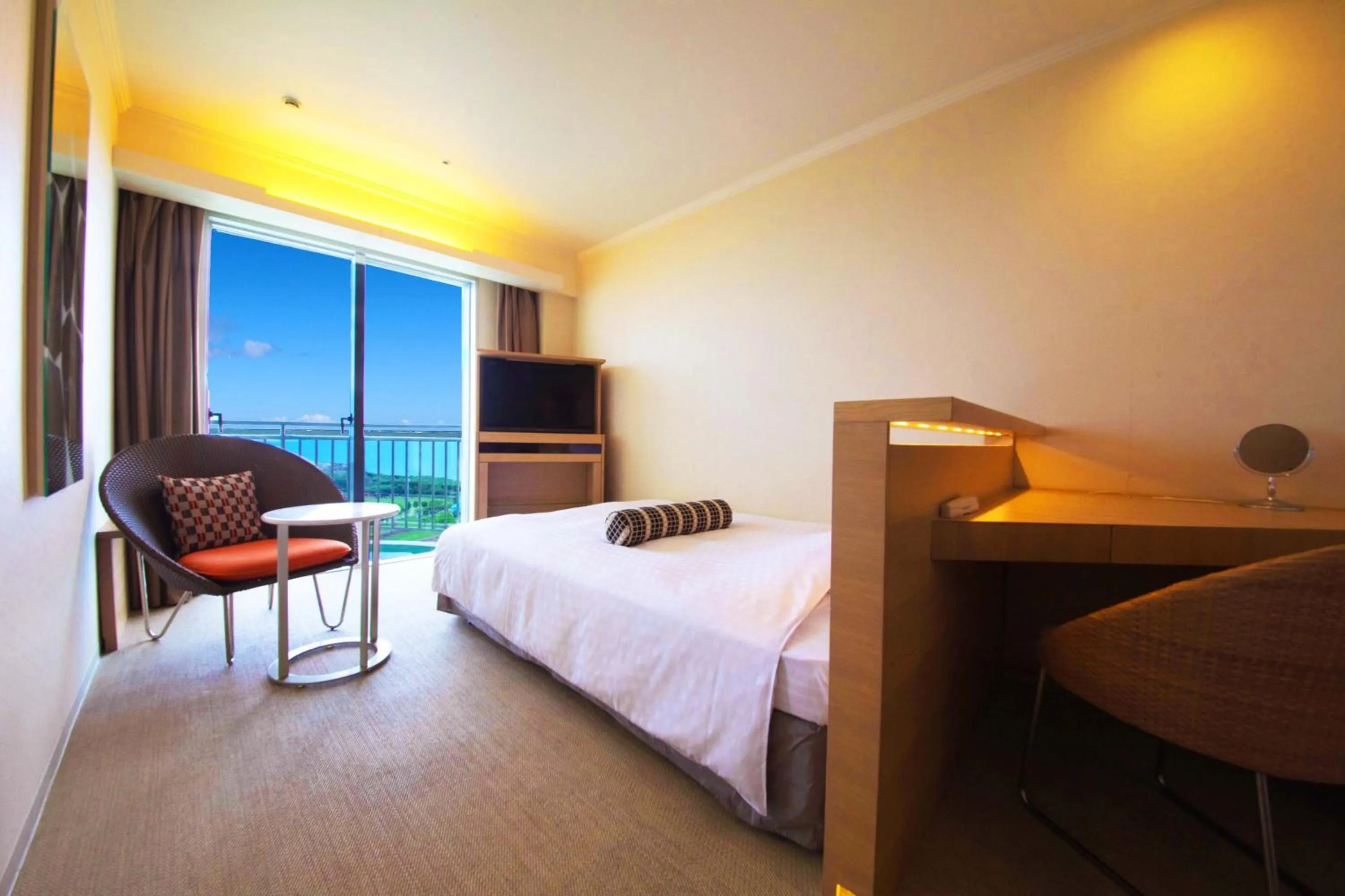 Photo of the whole room, Bed in Laguna Garden Hotel