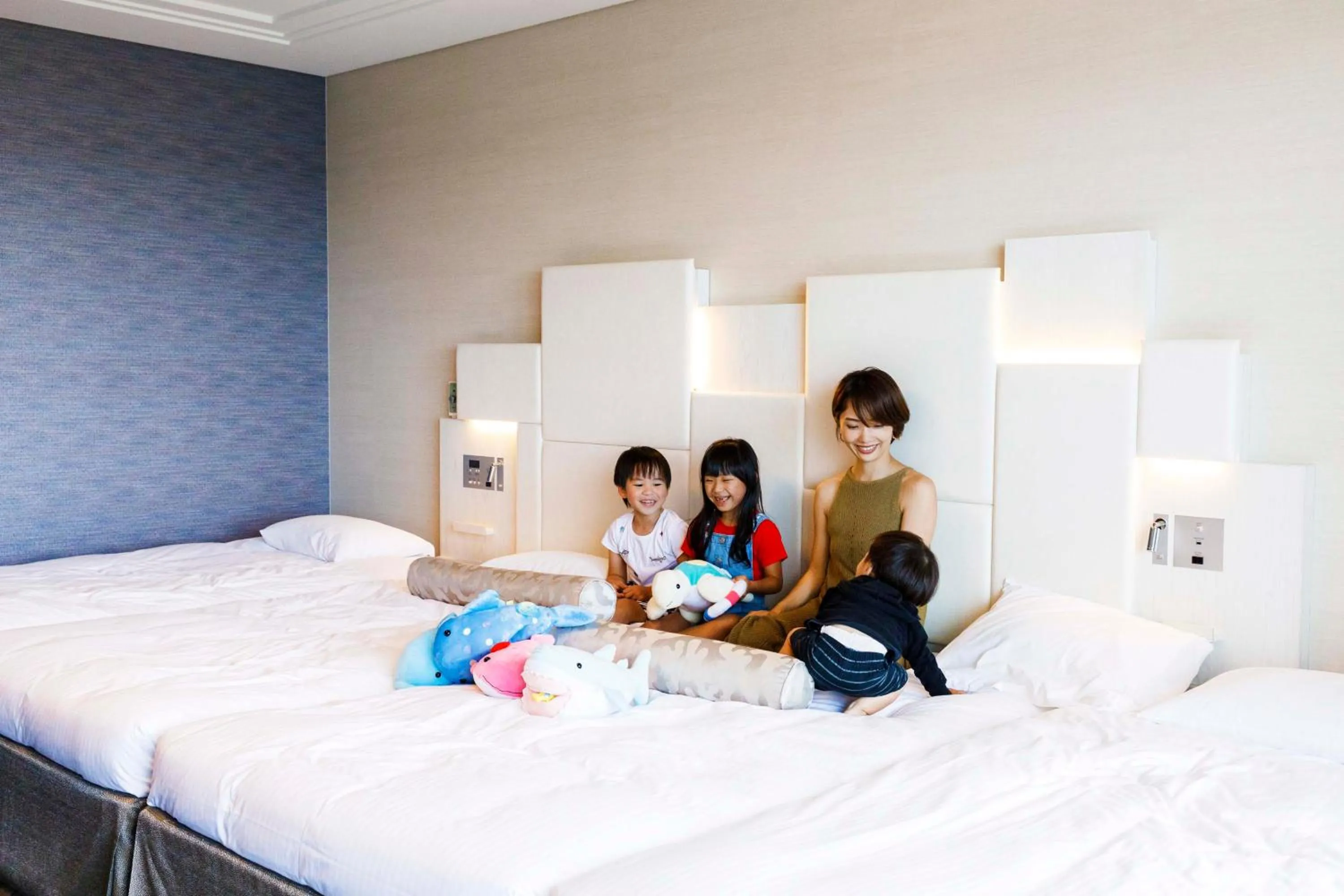 People, Bed in Laguna Garden Hotel