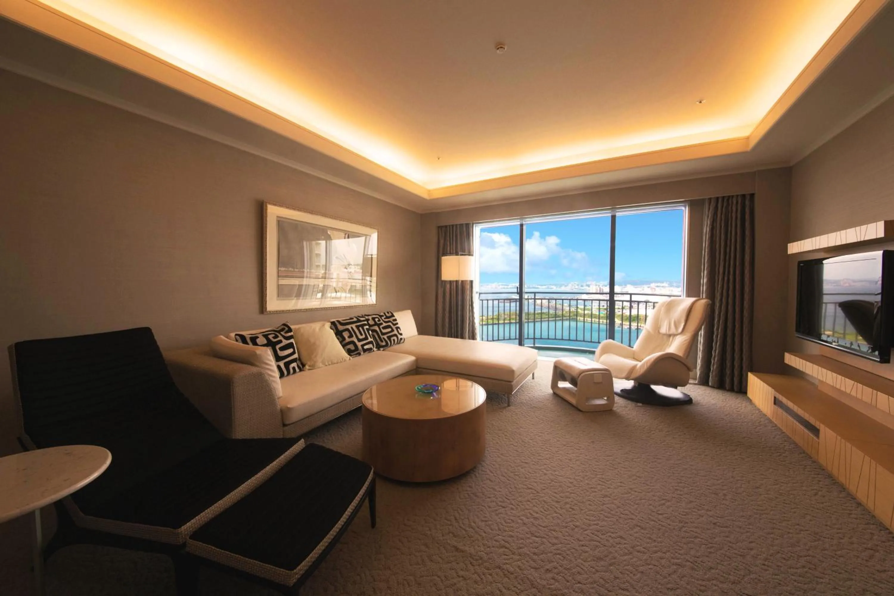 Photo of the whole room in Laguna Garden Hotel