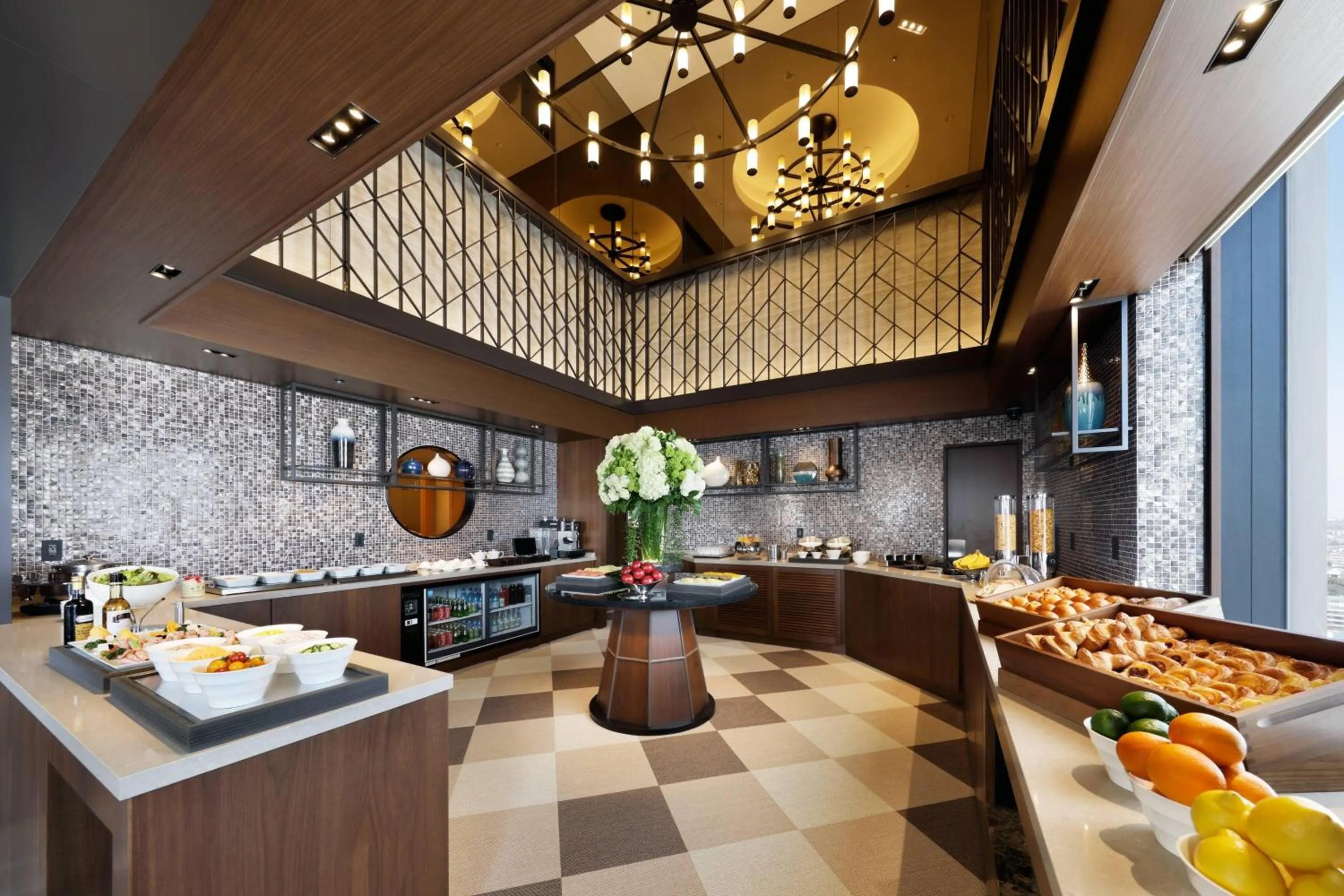 Lounge or bar in Yokohama Bay Sheraton Hotel and Towers