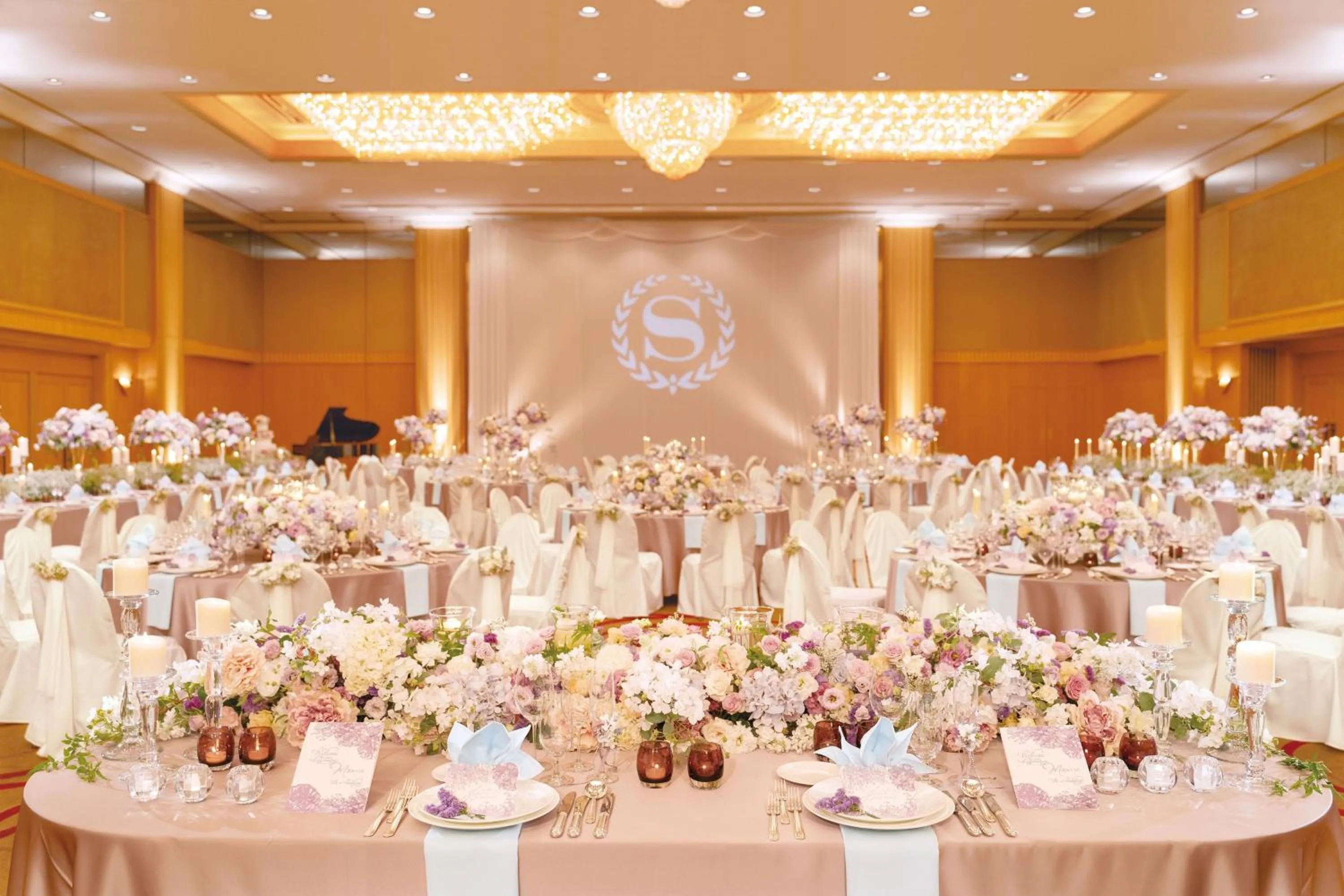 Banquet/Function facilities in Yokohama Bay Sheraton Hotel and Towers