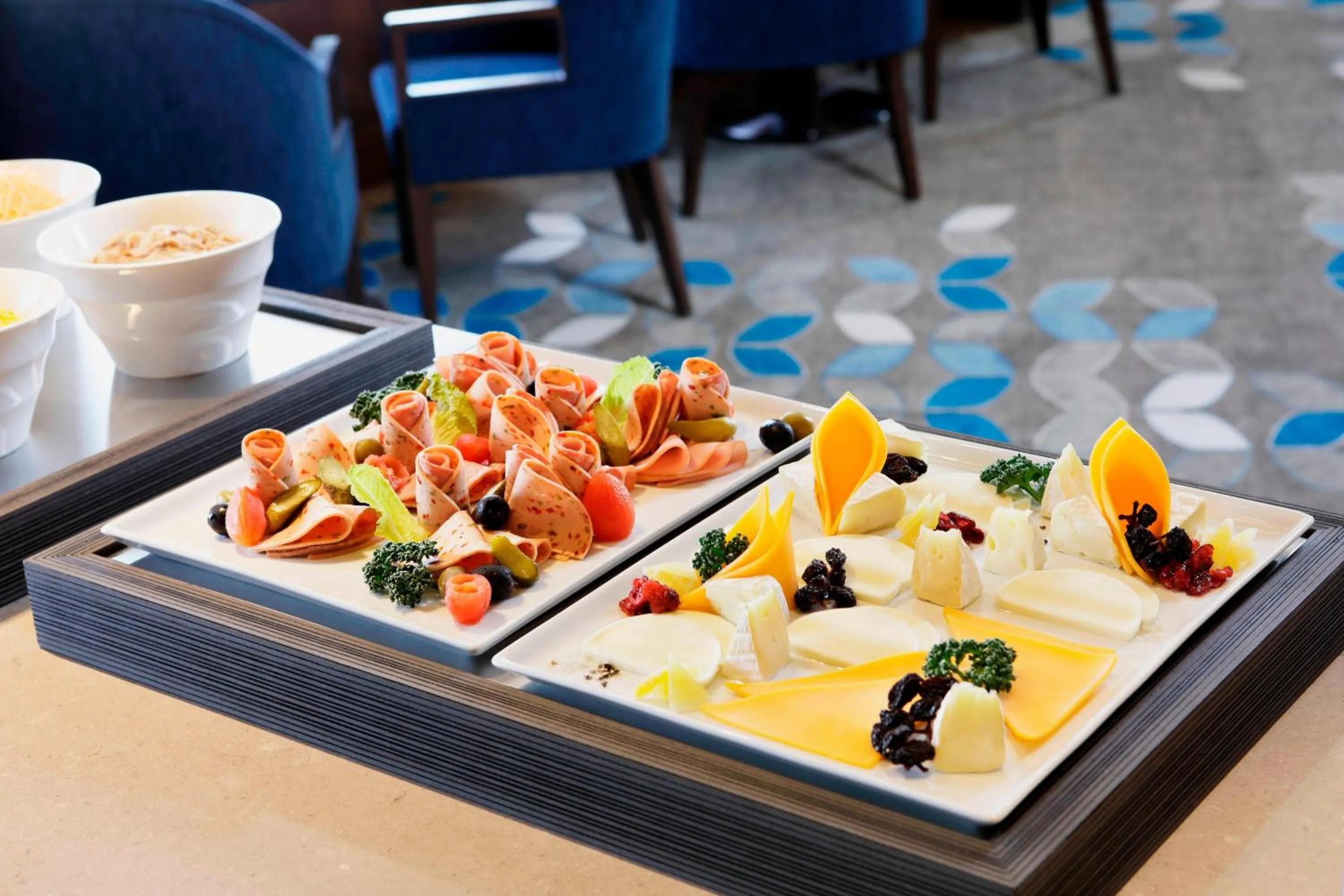 Lounge or bar in Yokohama Bay Sheraton Hotel and Towers