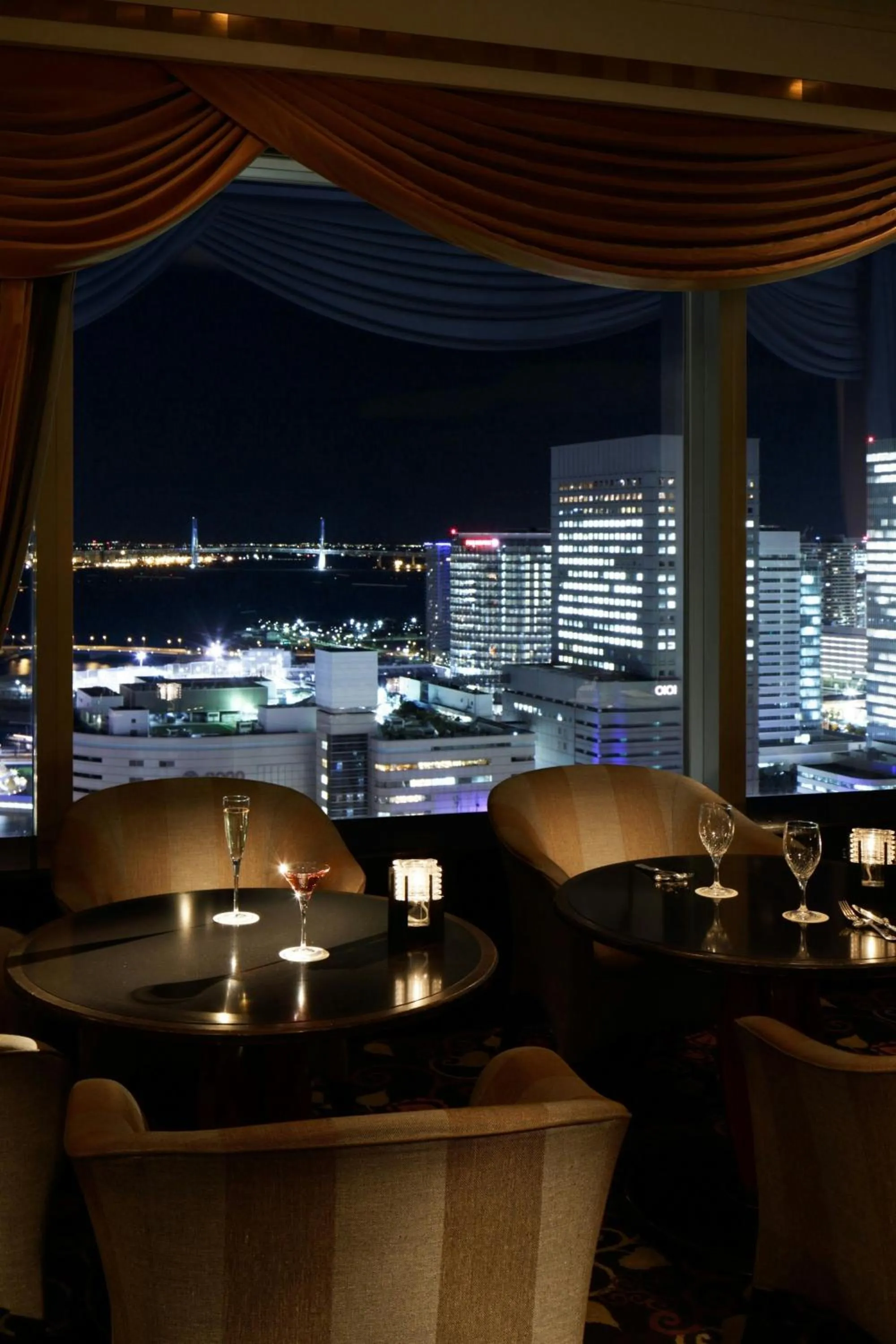 Restaurant/places to eat in Yokohama Bay Sheraton Hotel and Towers