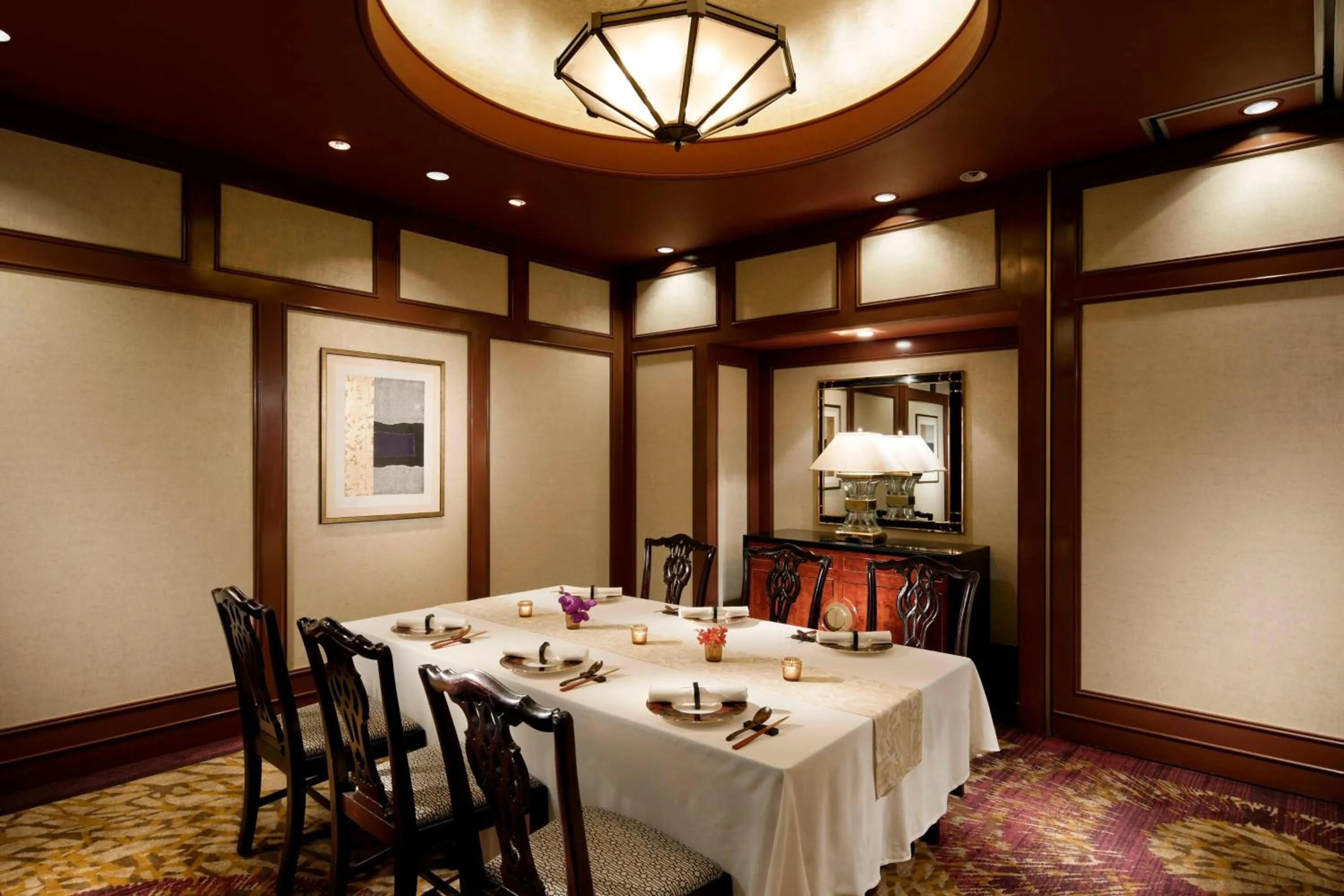 Restaurant/places to eat in Yokohama Bay Sheraton Hotel and Towers