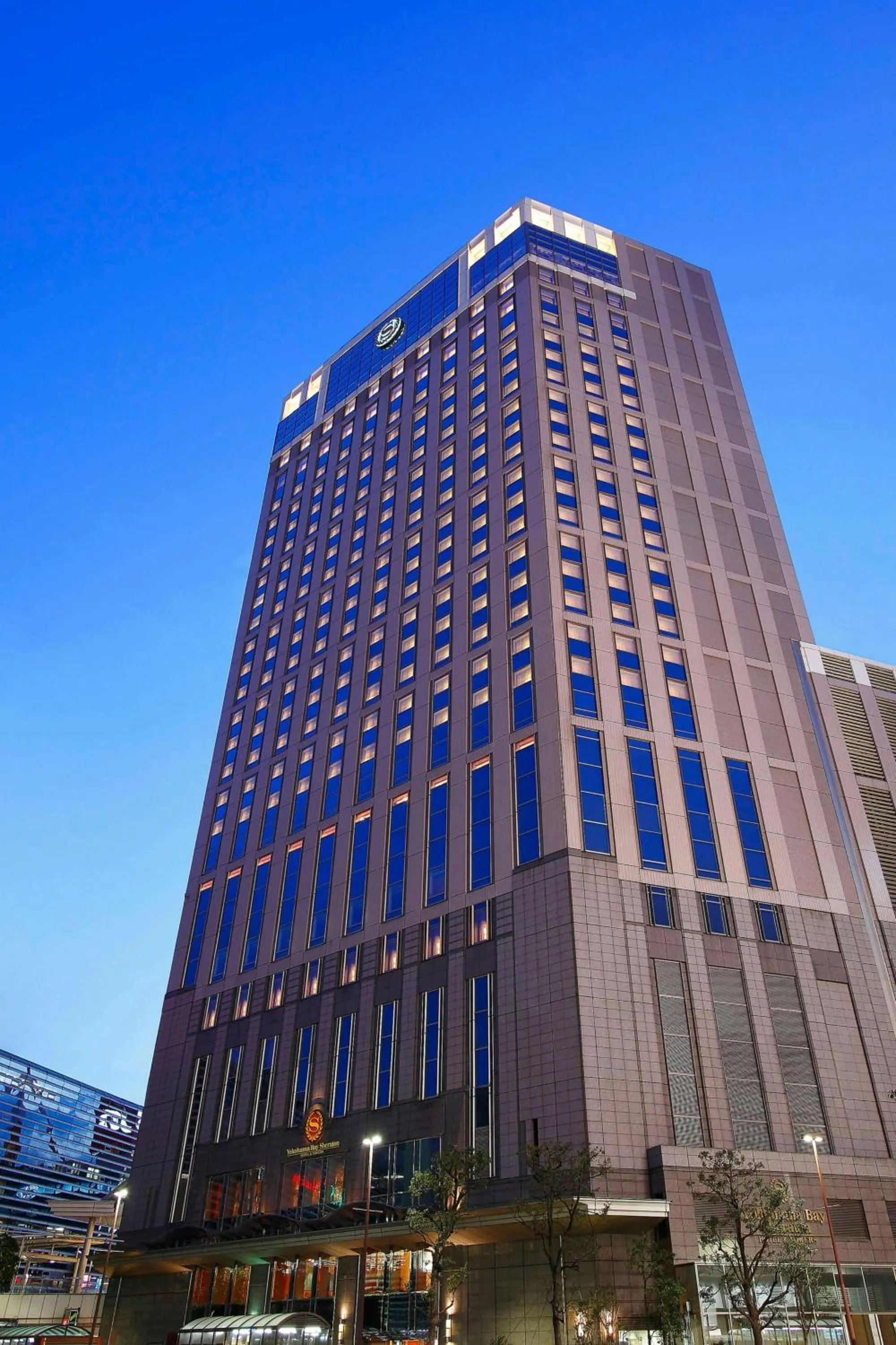Property building in Yokohama Bay Sheraton Hotel and Towers