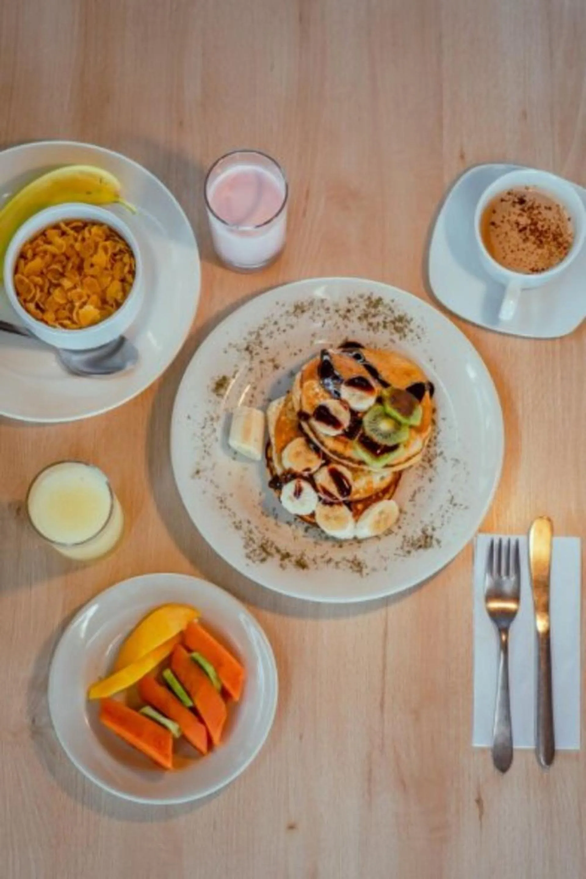 Restaurant/places to eat in UMA Suites Chia