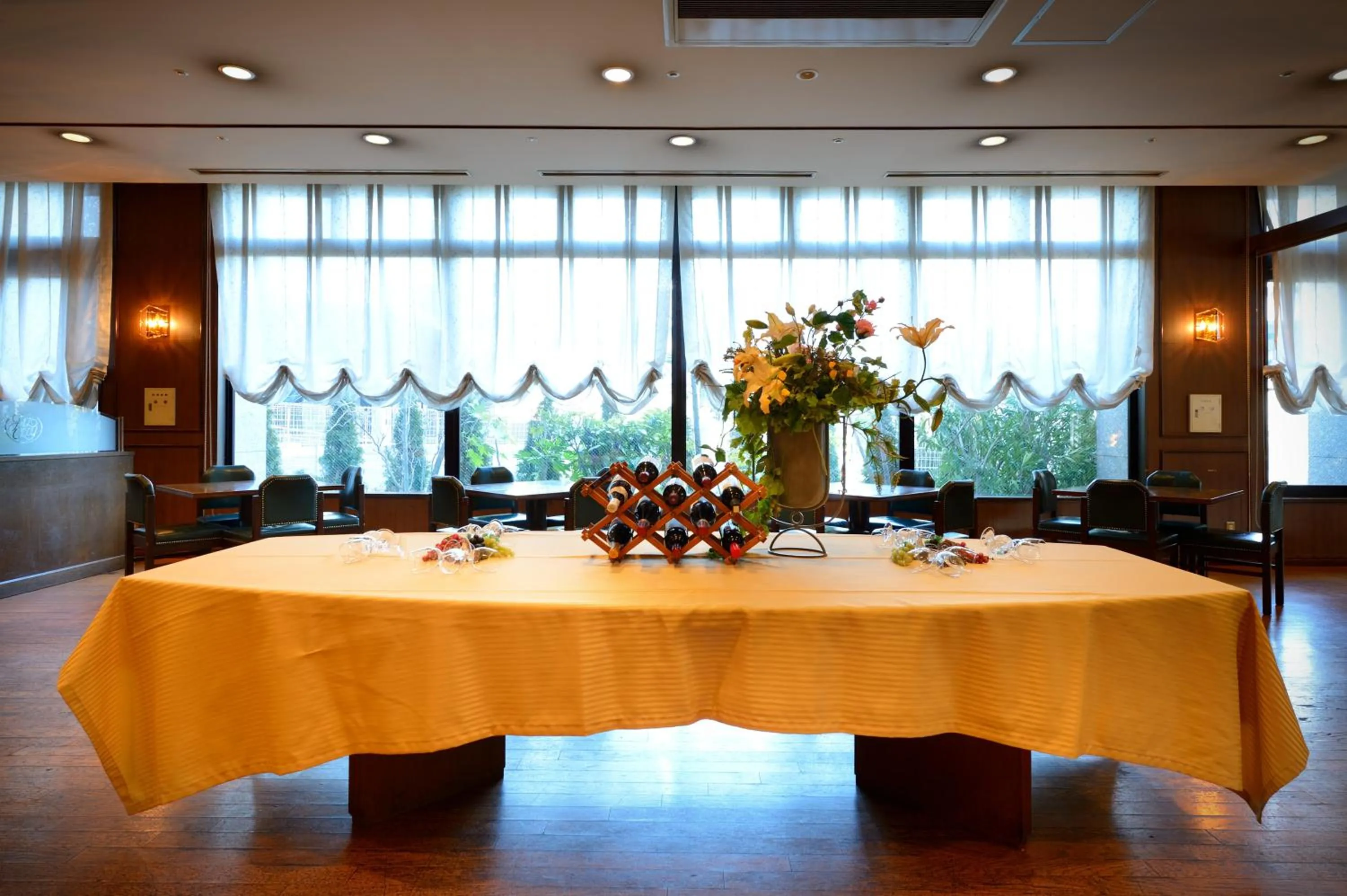 Restaurant/places to eat in Hotel JAL City Sendai