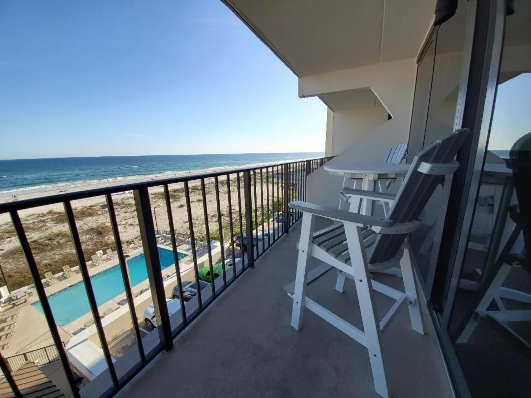 Balcony/Terrace in Island Winds East