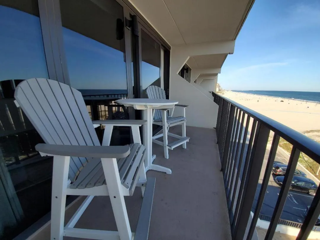 Balcony/Terrace in Island Winds East