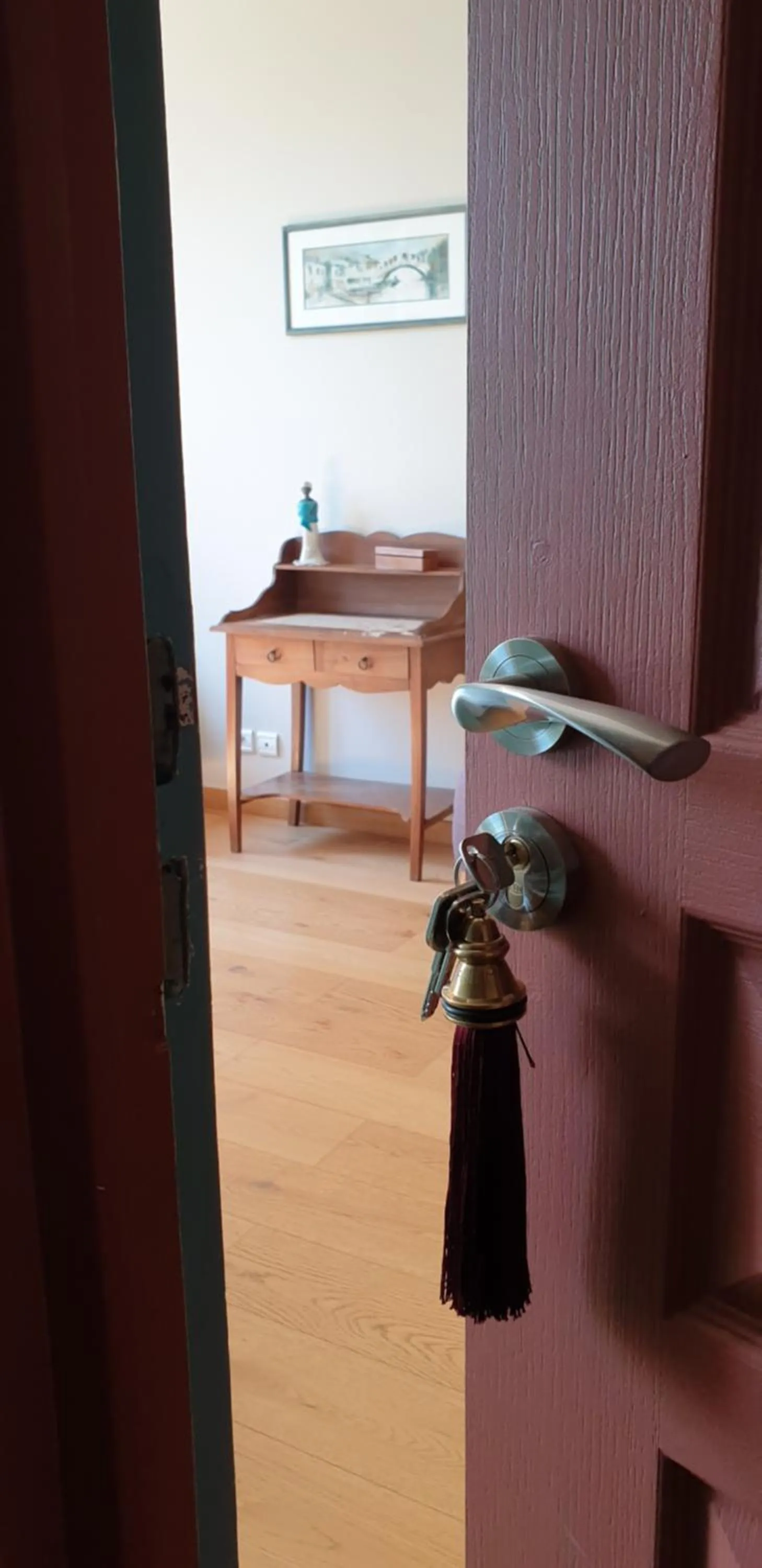 Bedroom in Château de Grandmont - Escale authentique au coeur des vignes