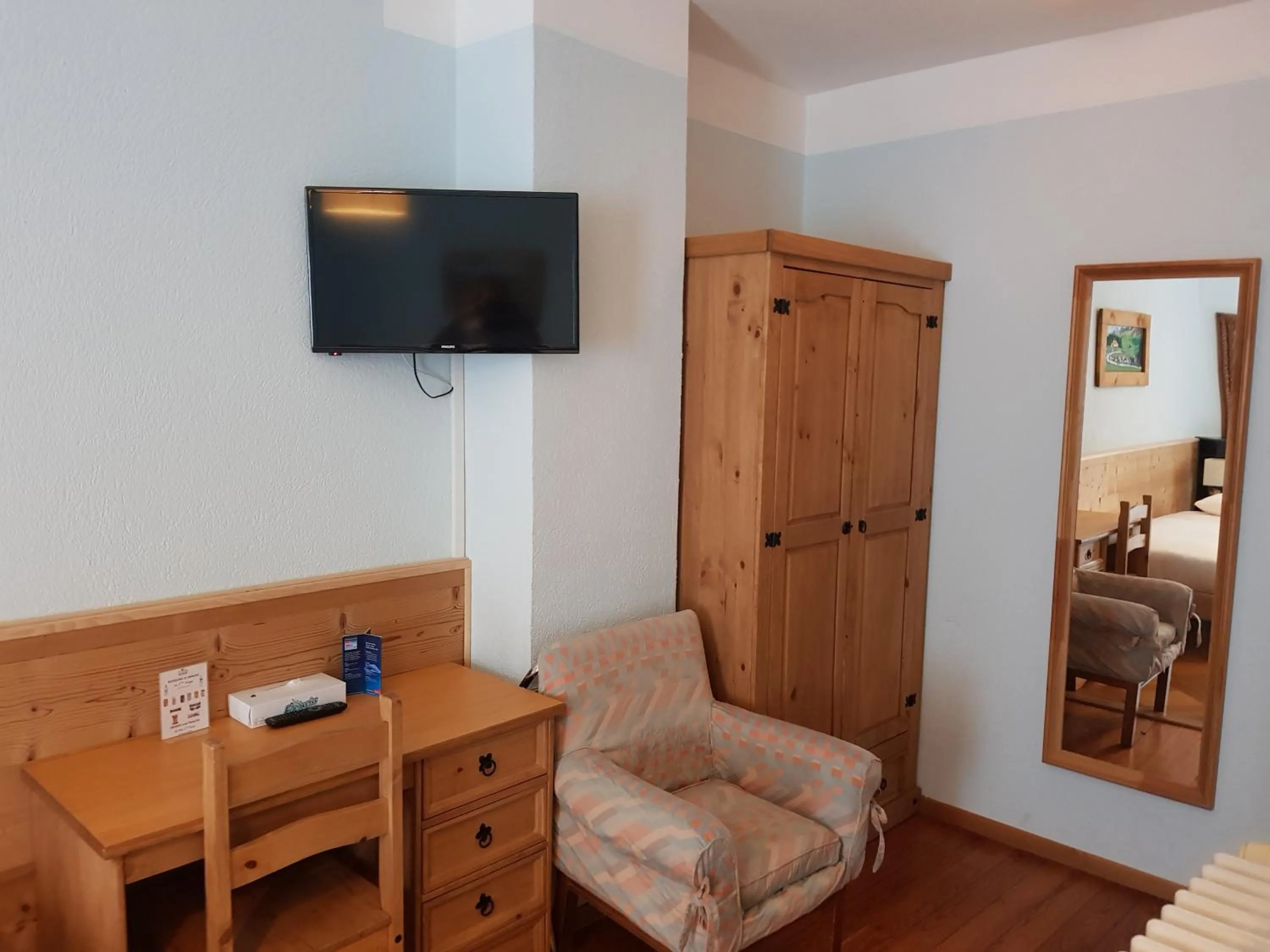 Bedroom, Bed in Hotel de Geneve