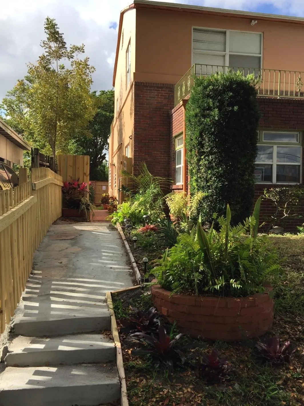 Facade/entrance in Mermaid's Cottage