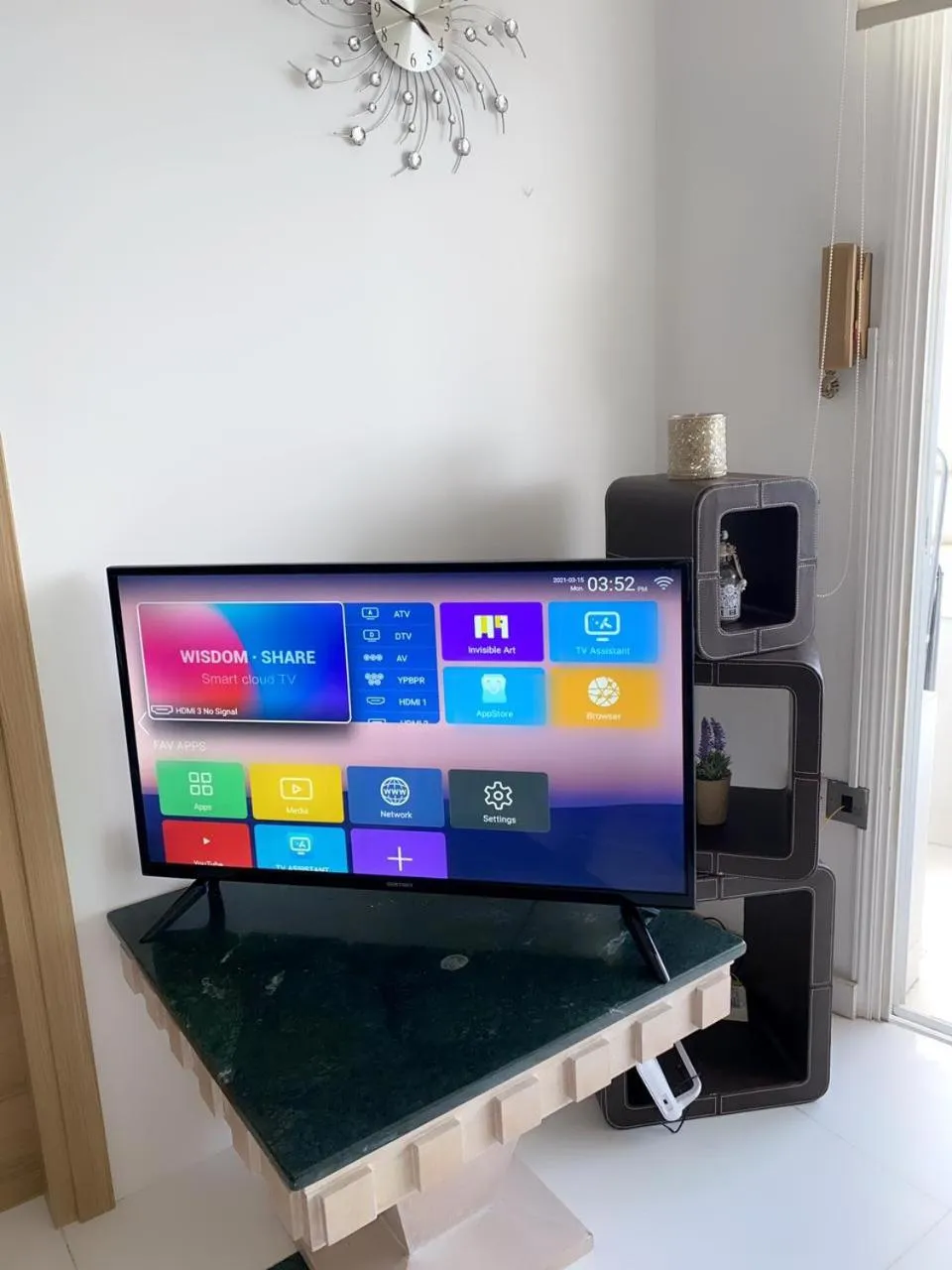 TV and multimedia in Larnaca Seaview Rooms