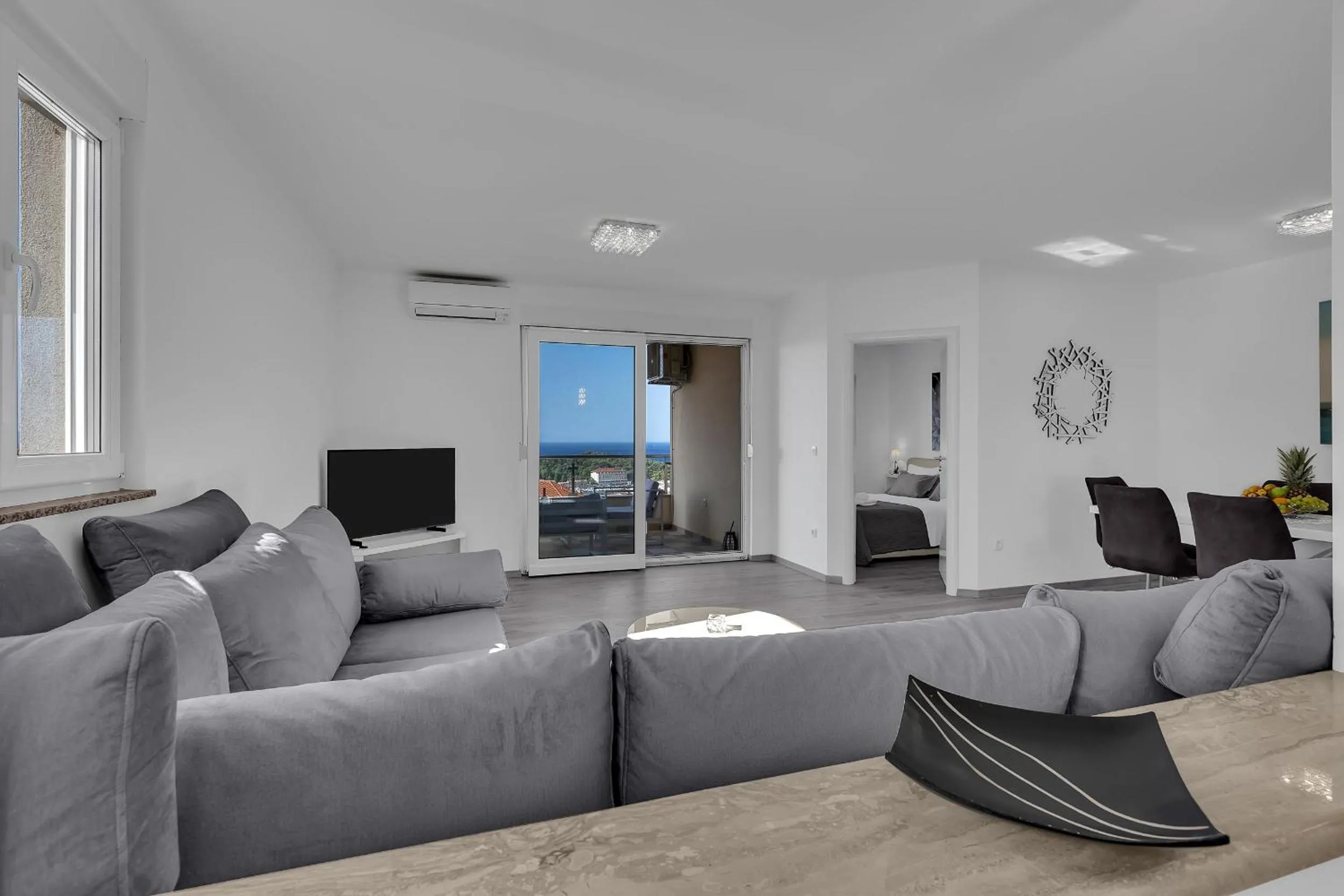 Living room in Sea View Apartments Dammi with free parking