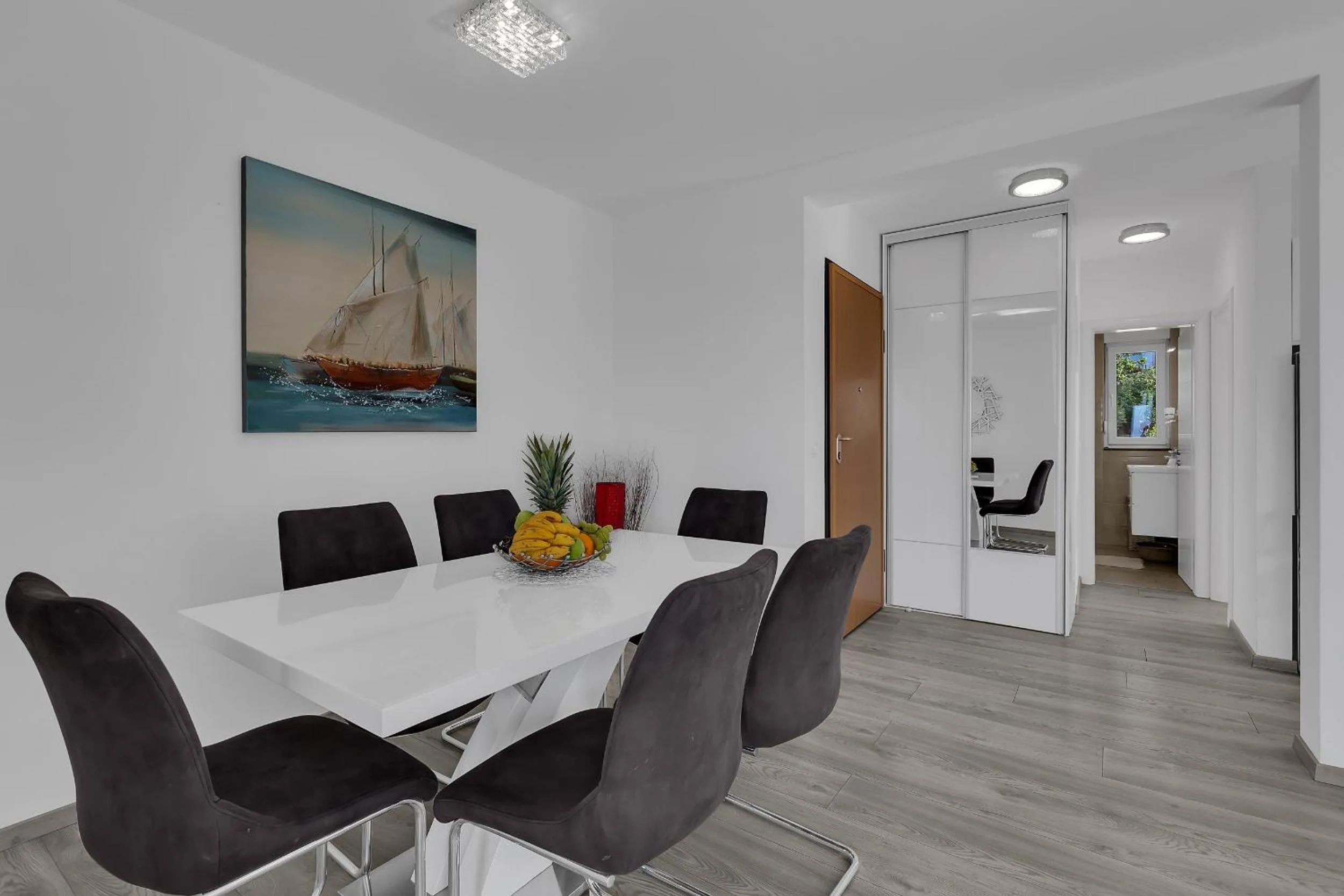 Dining area in Sea View Apartments Dammi with free parking