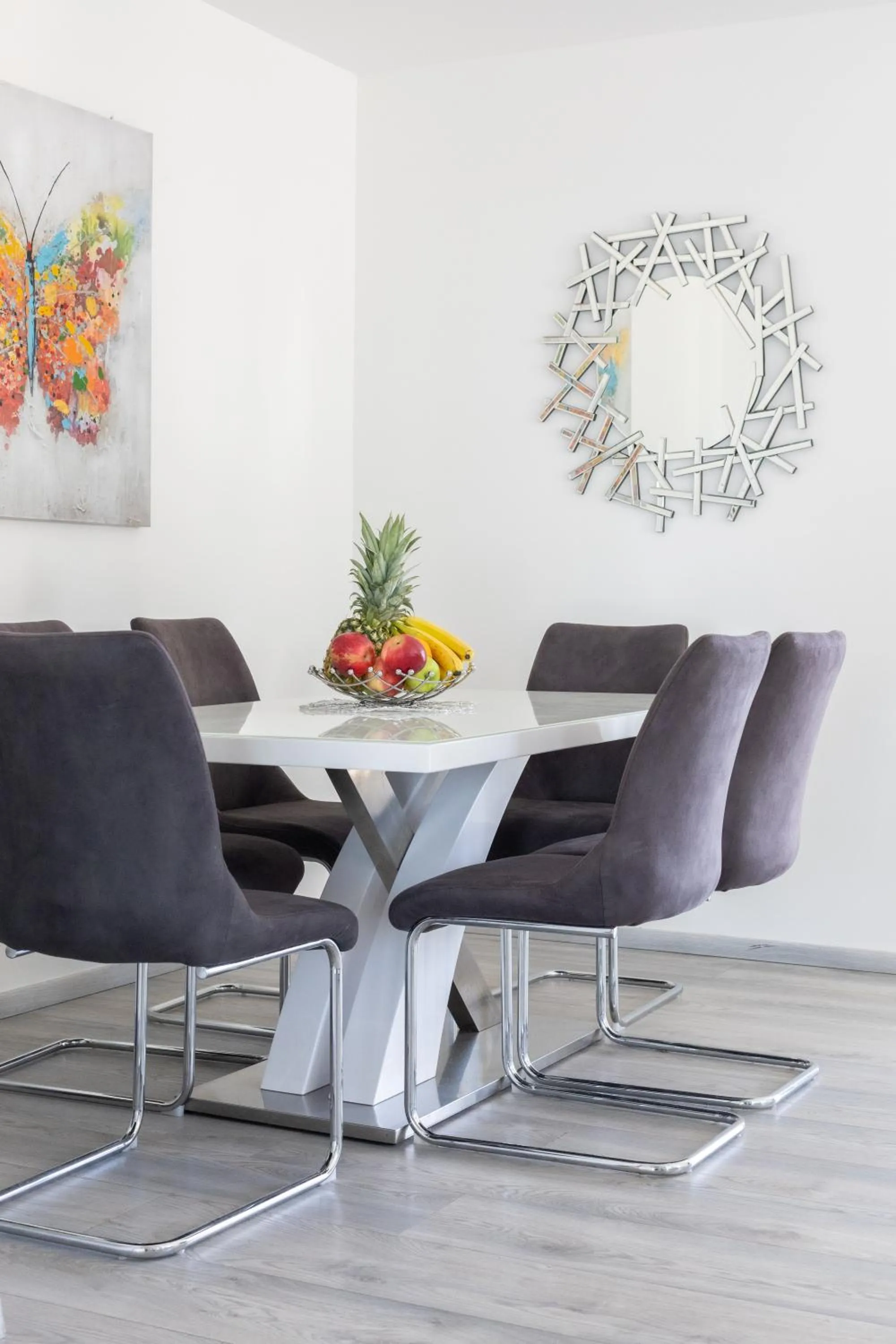 Dining area in Sea View Apartments Dammi with free parking