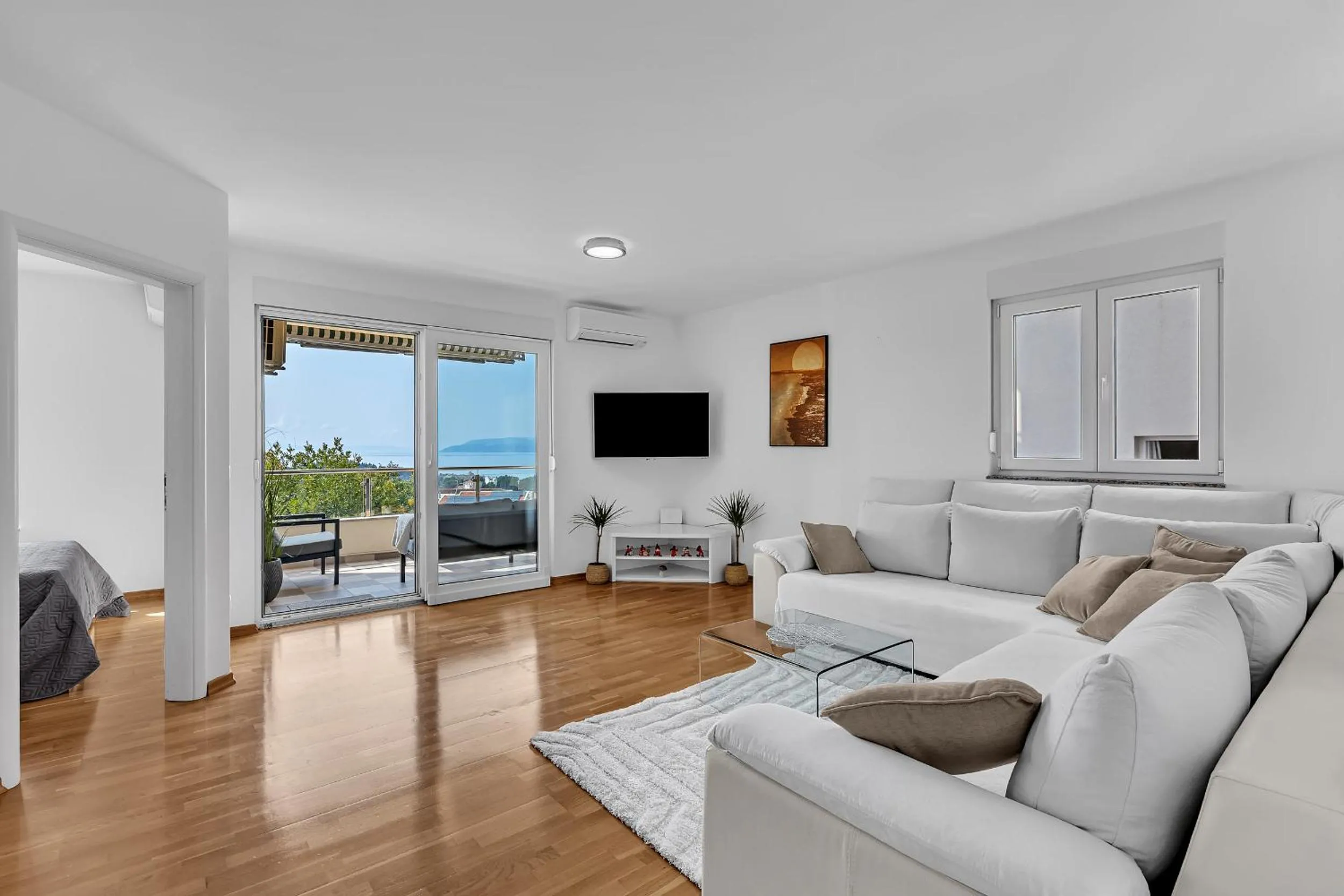 Natural landscape in Sea View Apartments Dammi with free parking
