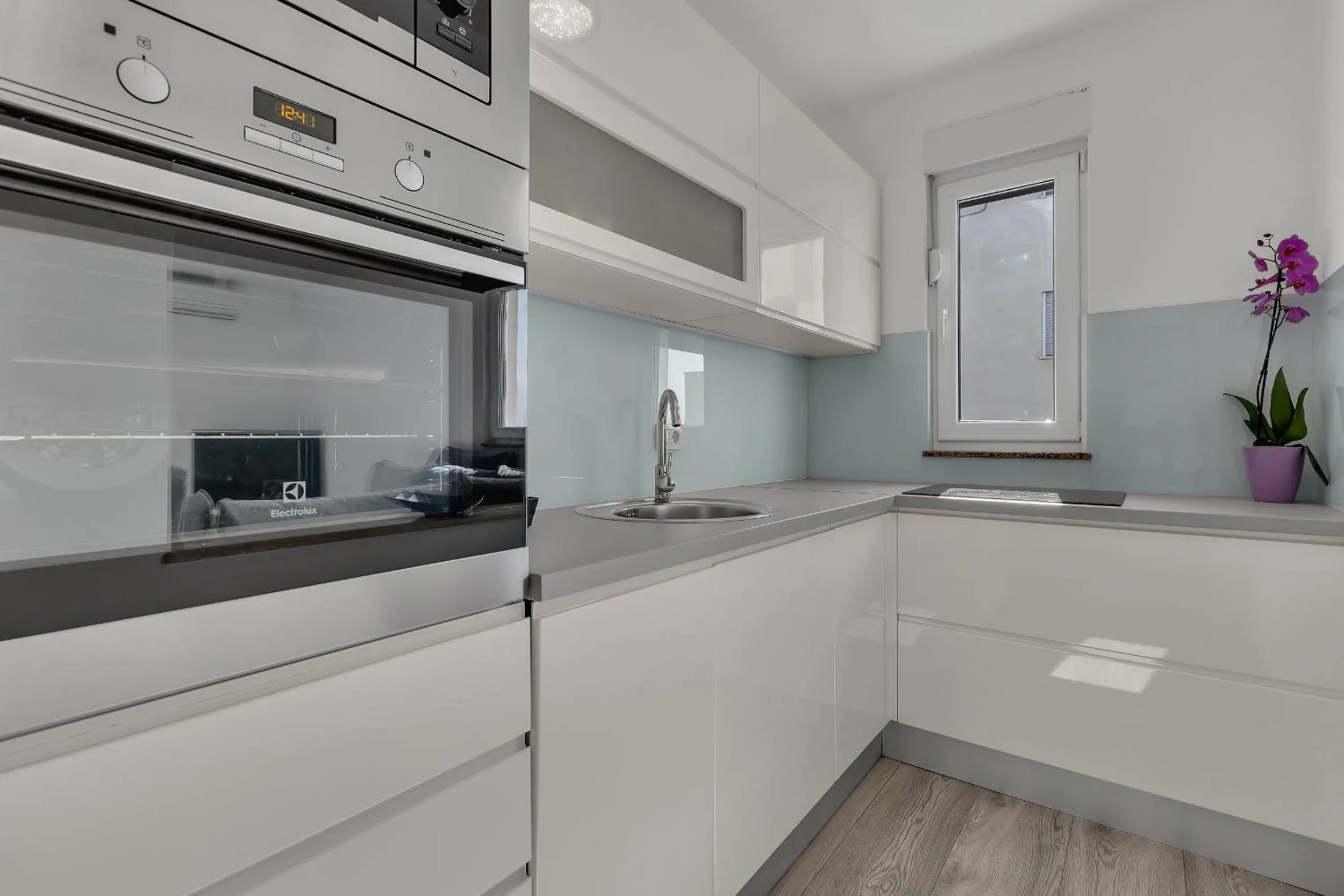 kitchen in Sea View Apartments Dammi with free parking