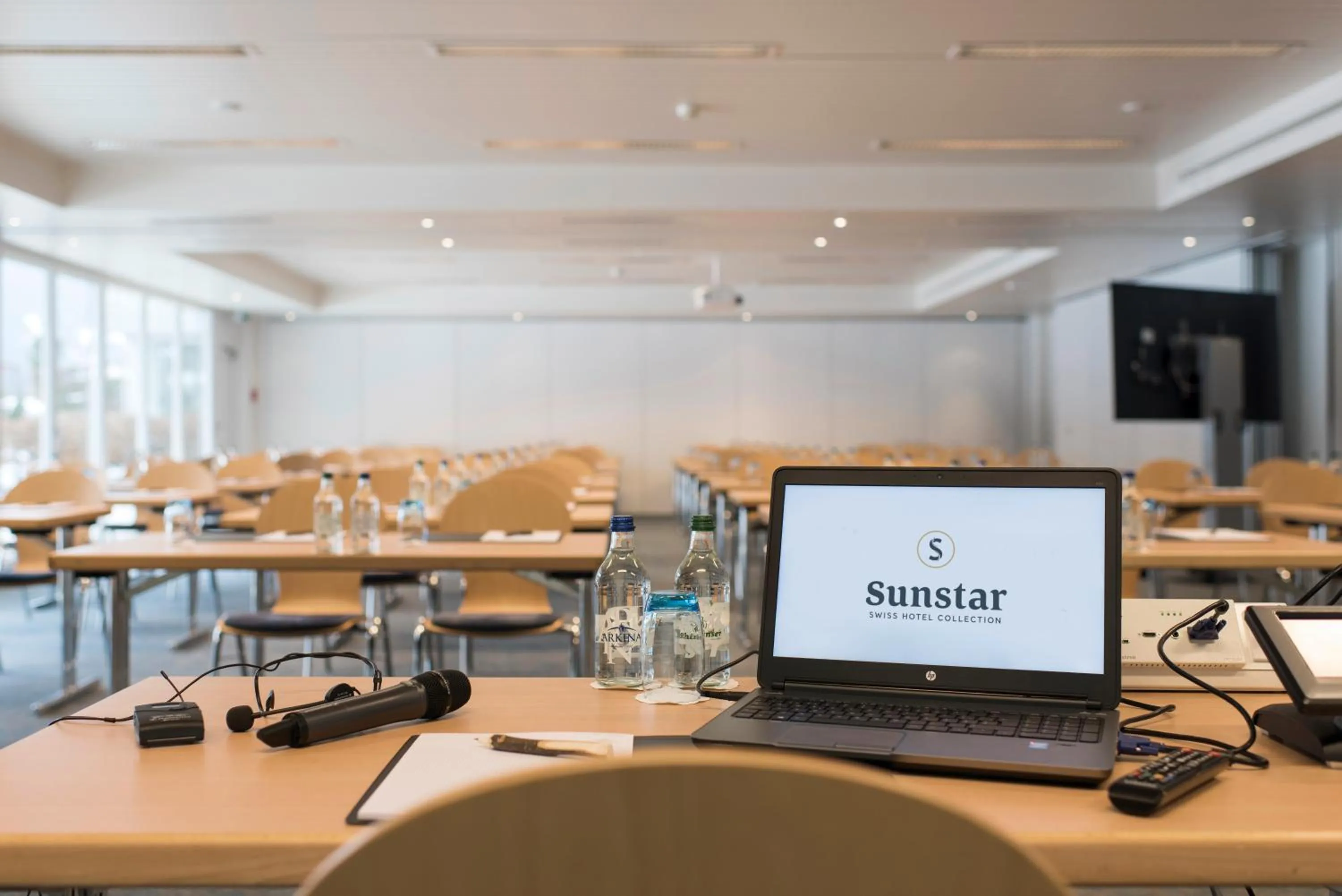 Meeting/conference room in Sunstar Hotel & SPA Grindelwald
