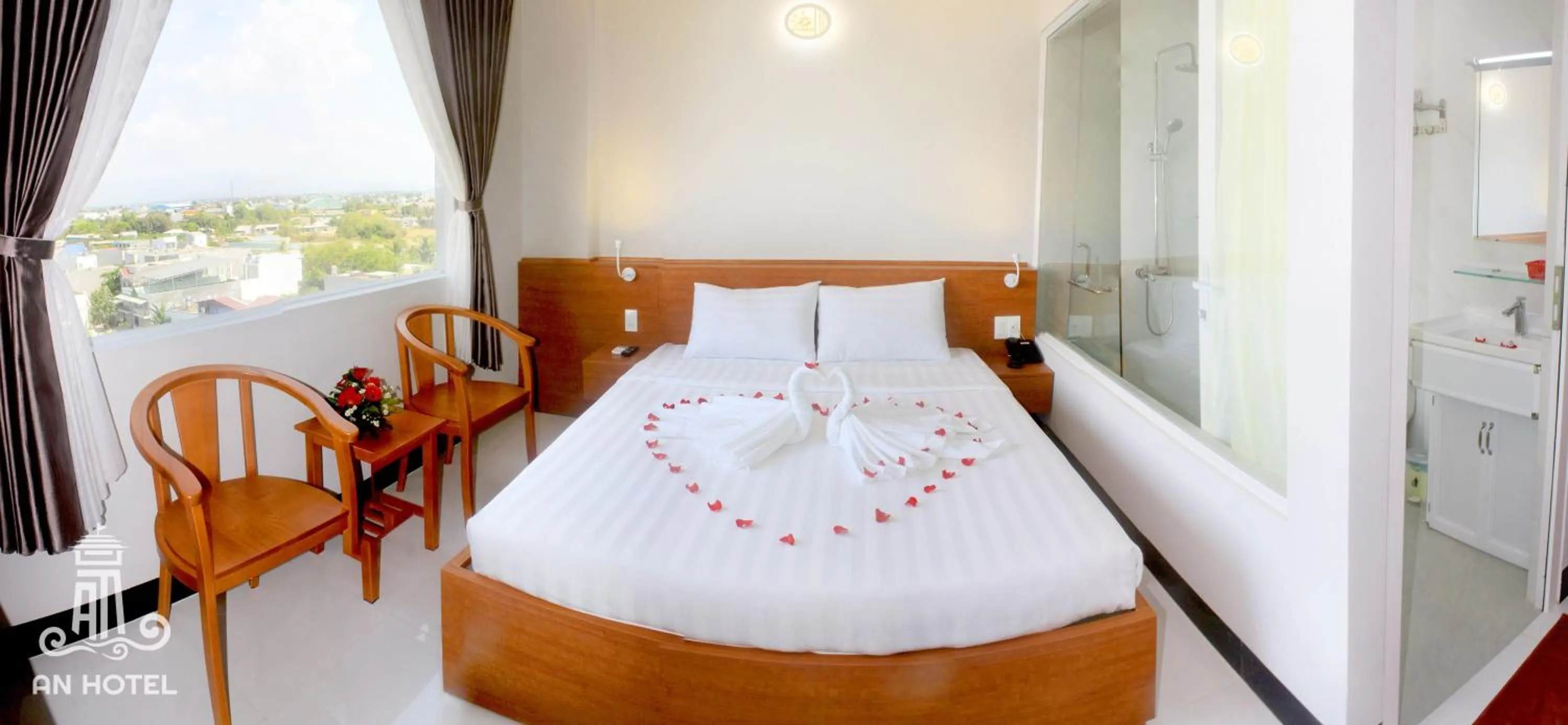 Photo of the whole room, Bed in An Hotel Phan Thiết