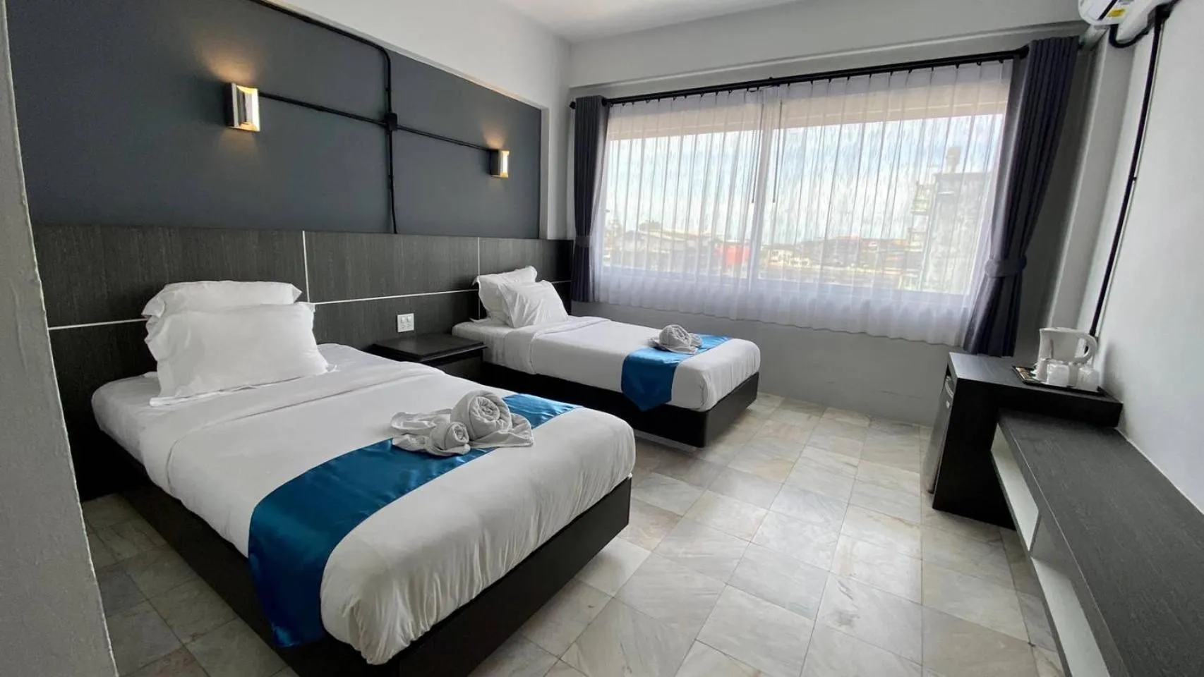 Bed in The Inka Hotel