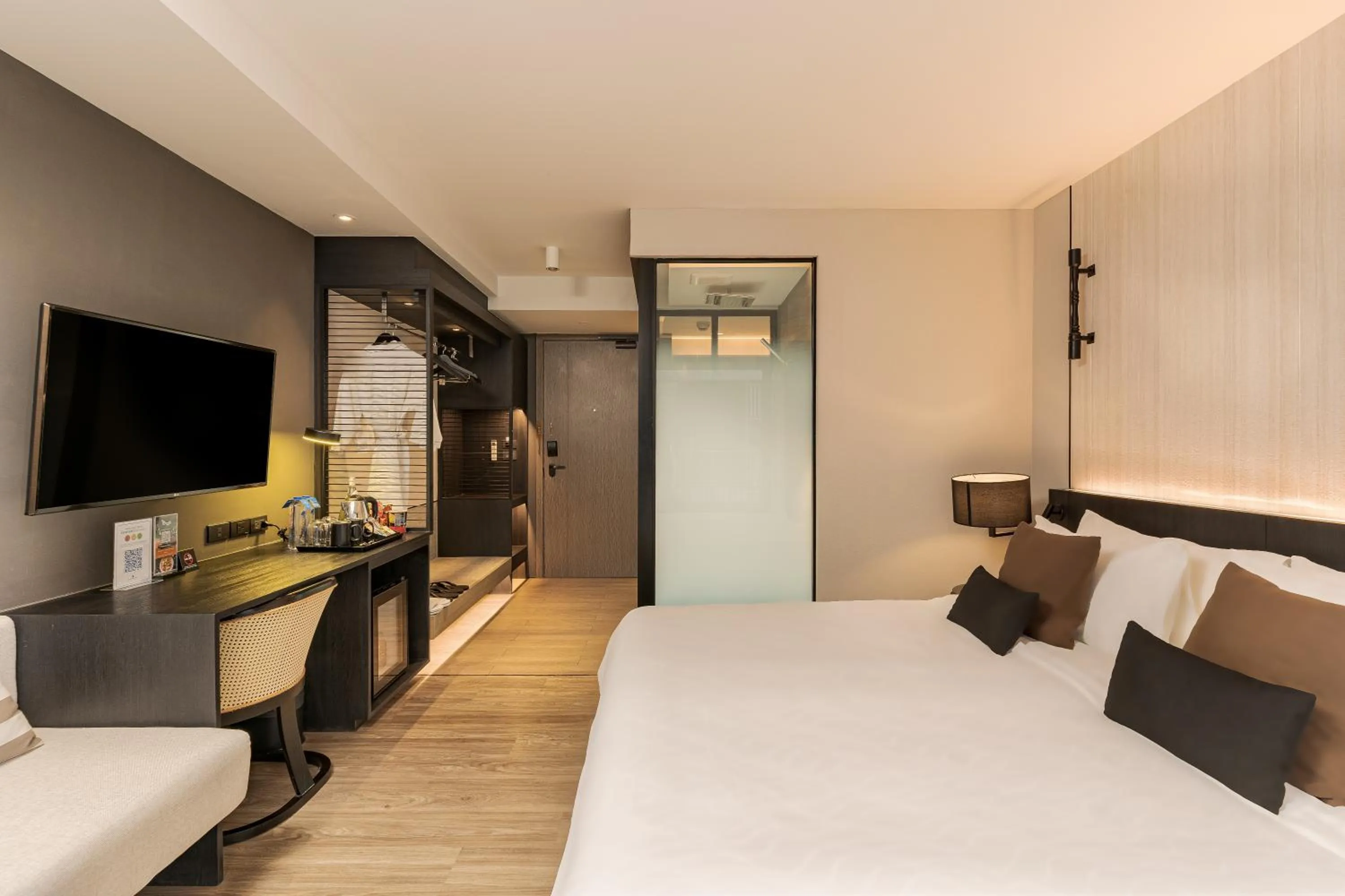 Bedroom, Bed in Bayphere Hotel Pattaya JC