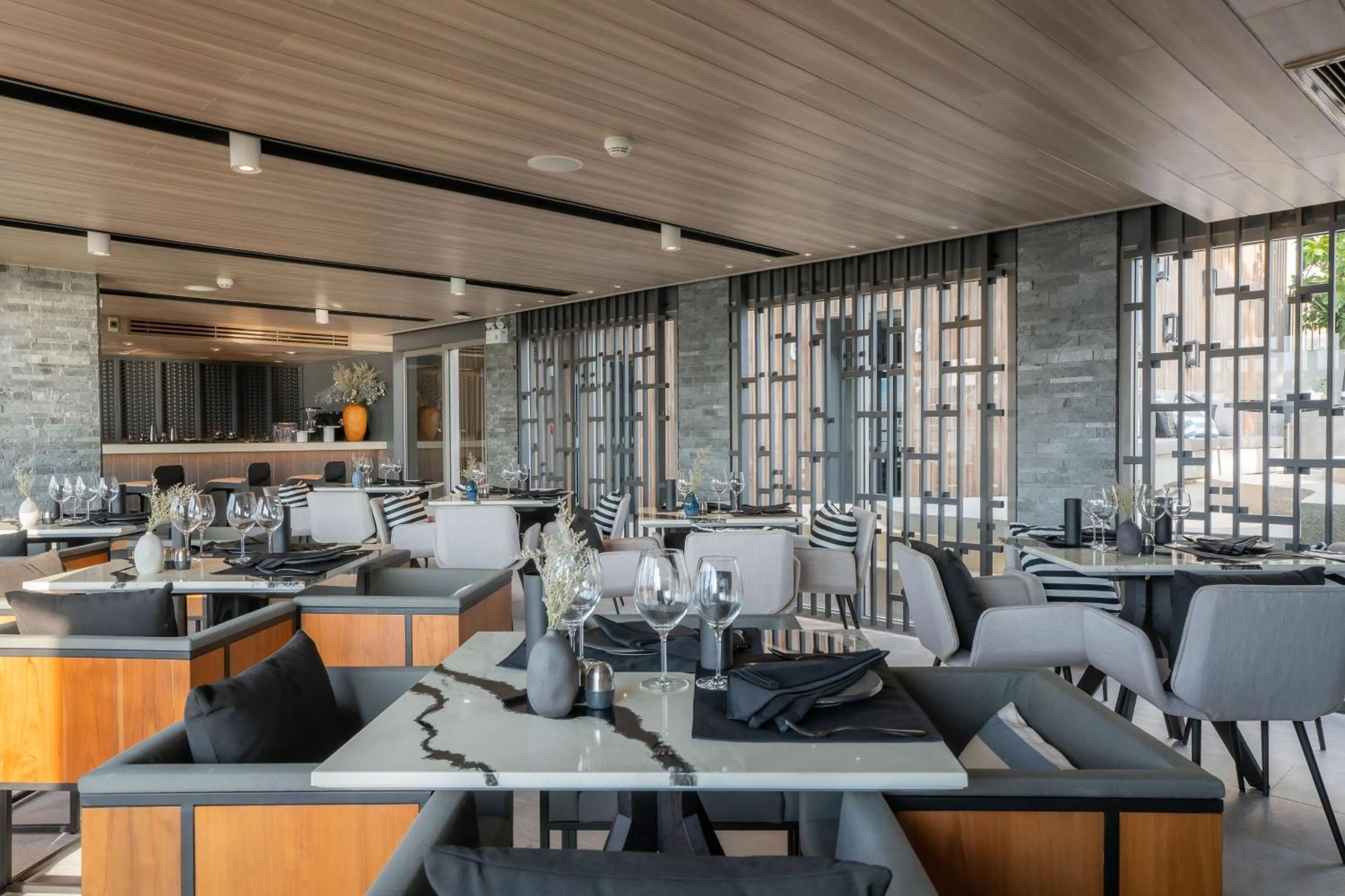 Restaurant/places to eat in Bayphere Hotel Pattaya JC