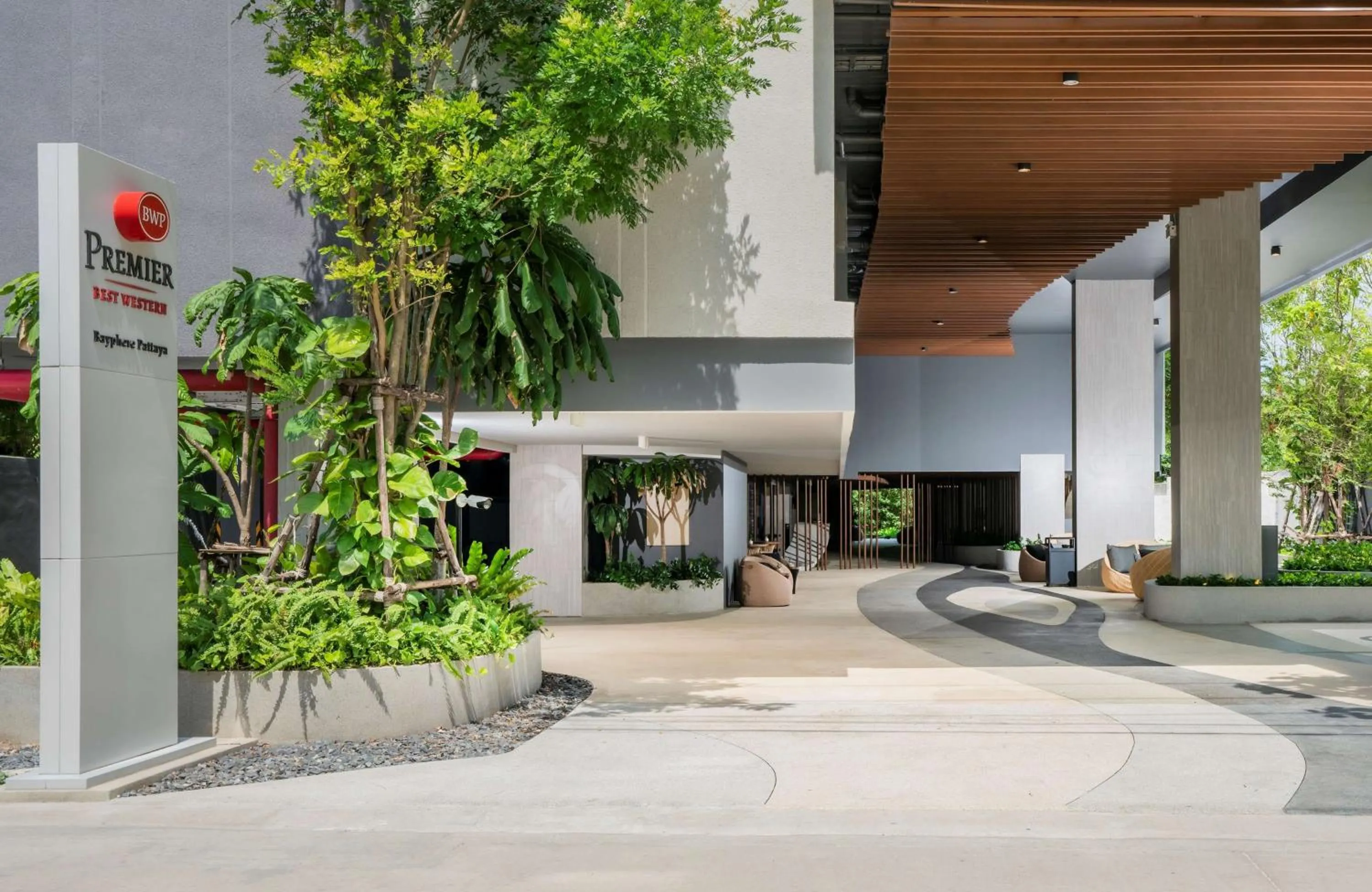 Facade/entrance in Bayphere Hotel Pattaya JC