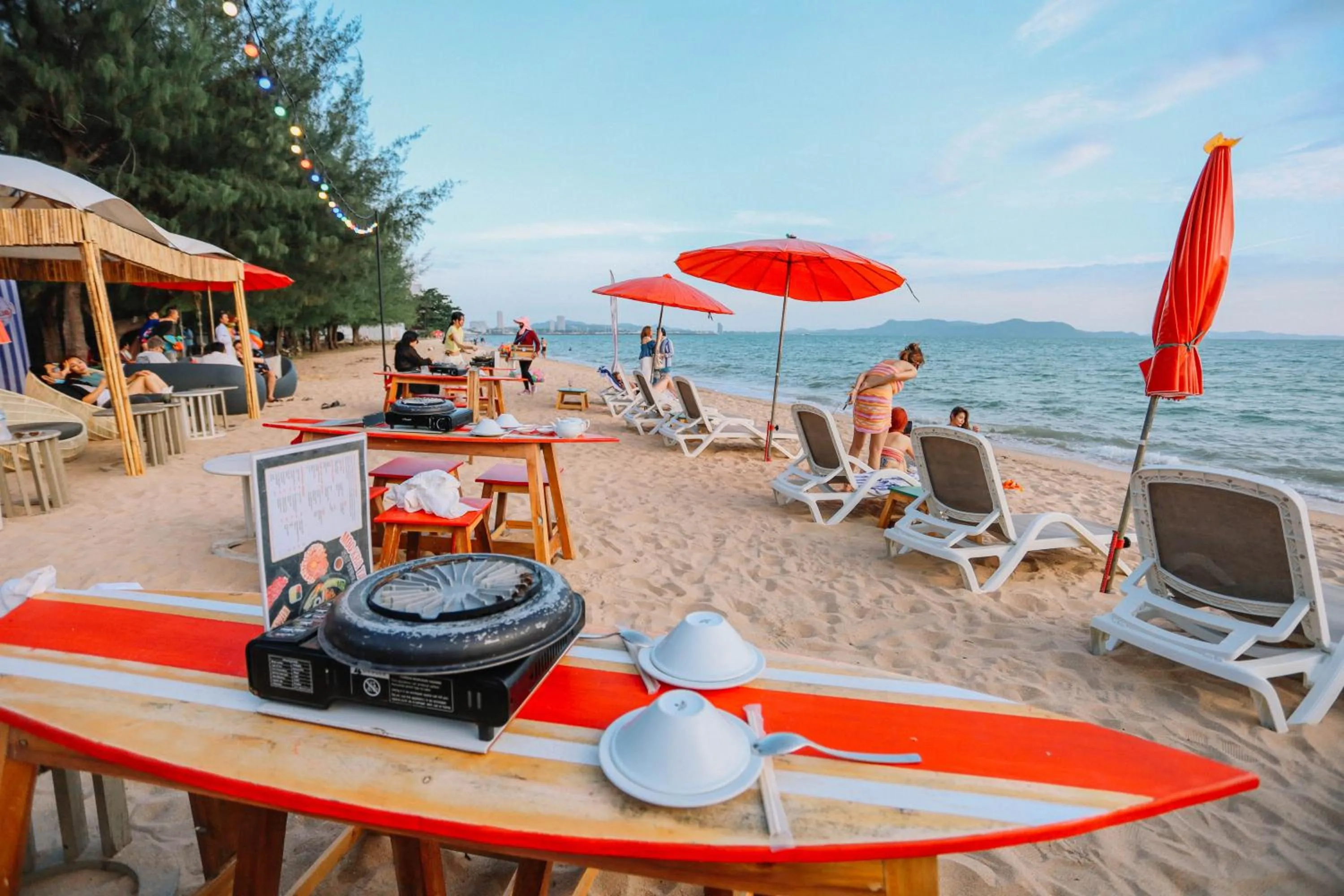 Restaurant/places to eat in Bayphere Hotel Pattaya JC