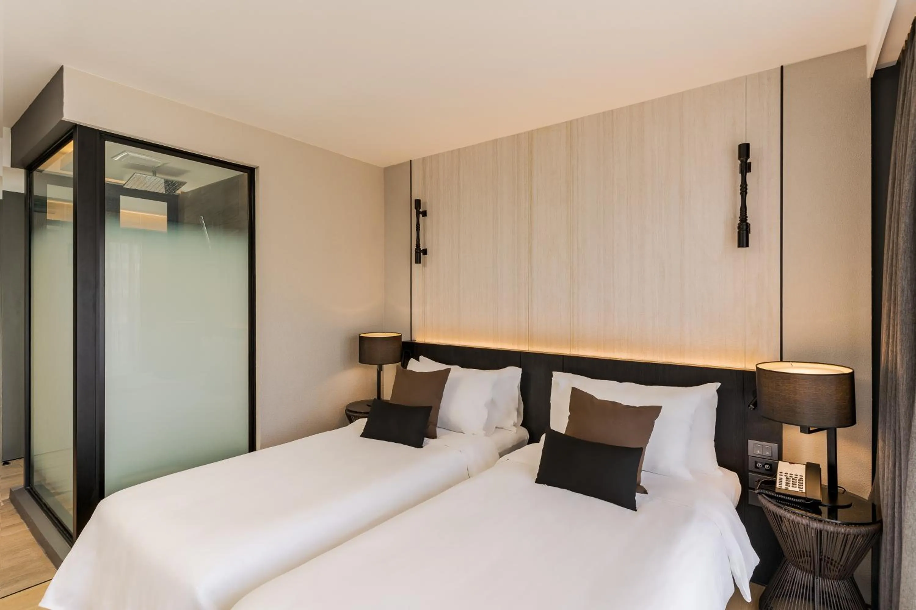 Bed in Bayphere Hotel Pattaya JC