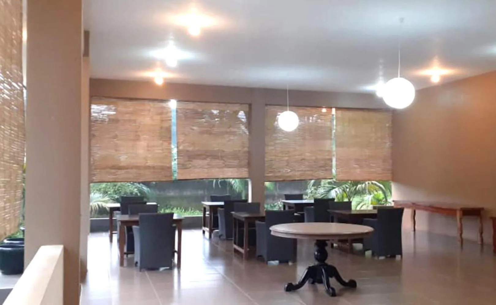 Bumi Ciboled Mitra RedDoorz near Gerbang Tol Pamulihan