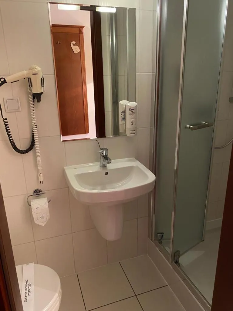 Shower in Willa Murka