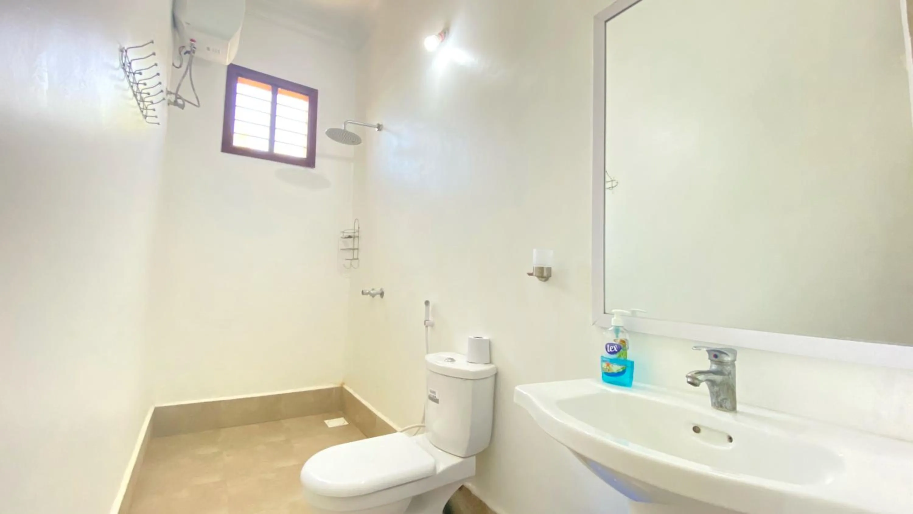 Bathroom in Savi House Nungwi