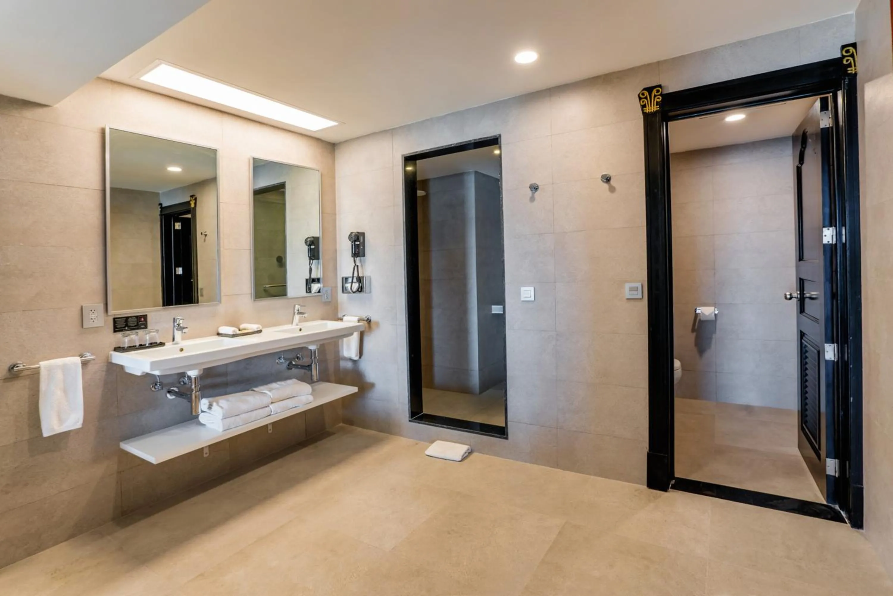 Bathroom, Bed in Riu Vallarta - All Inclusive