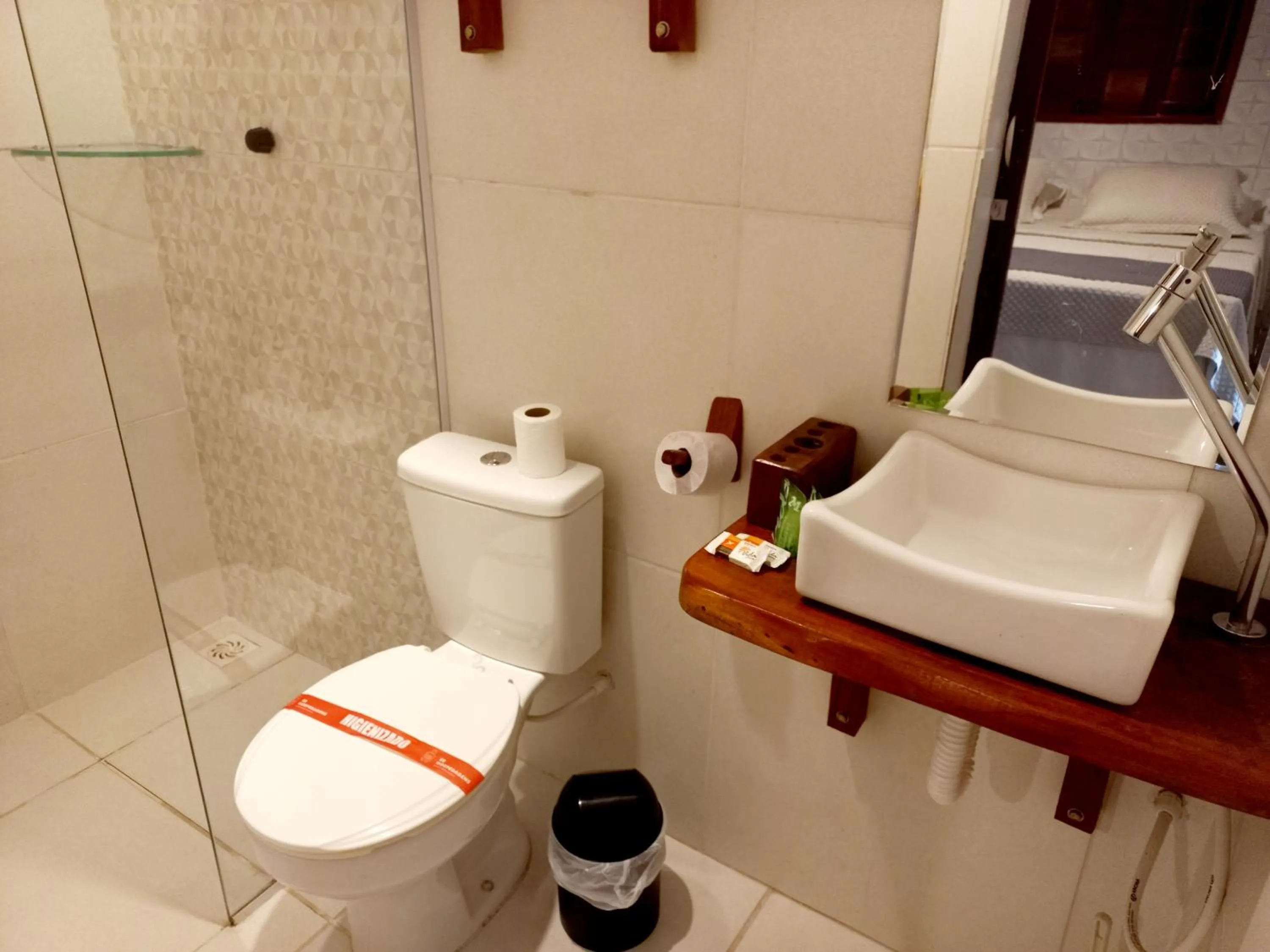 Toilet in Chalé Palhano Beach