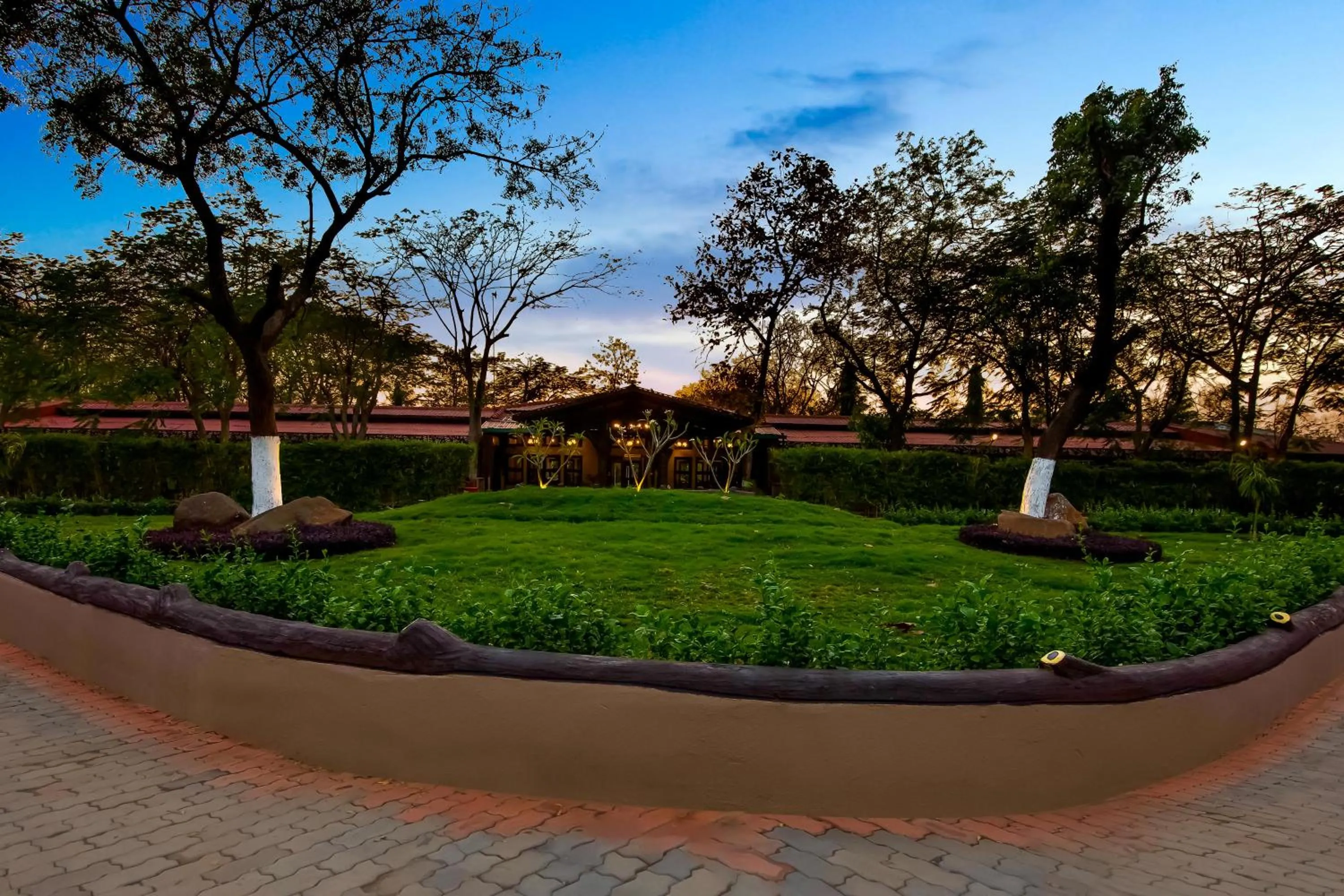 Facade/entrance in Club Mahindra Netrang