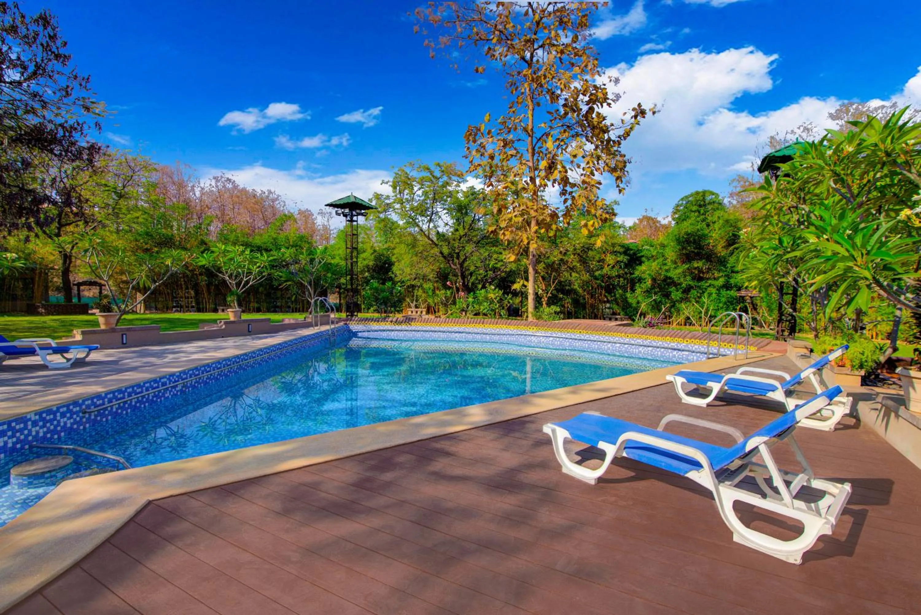 Swimming pool in Club Mahindra Netrang