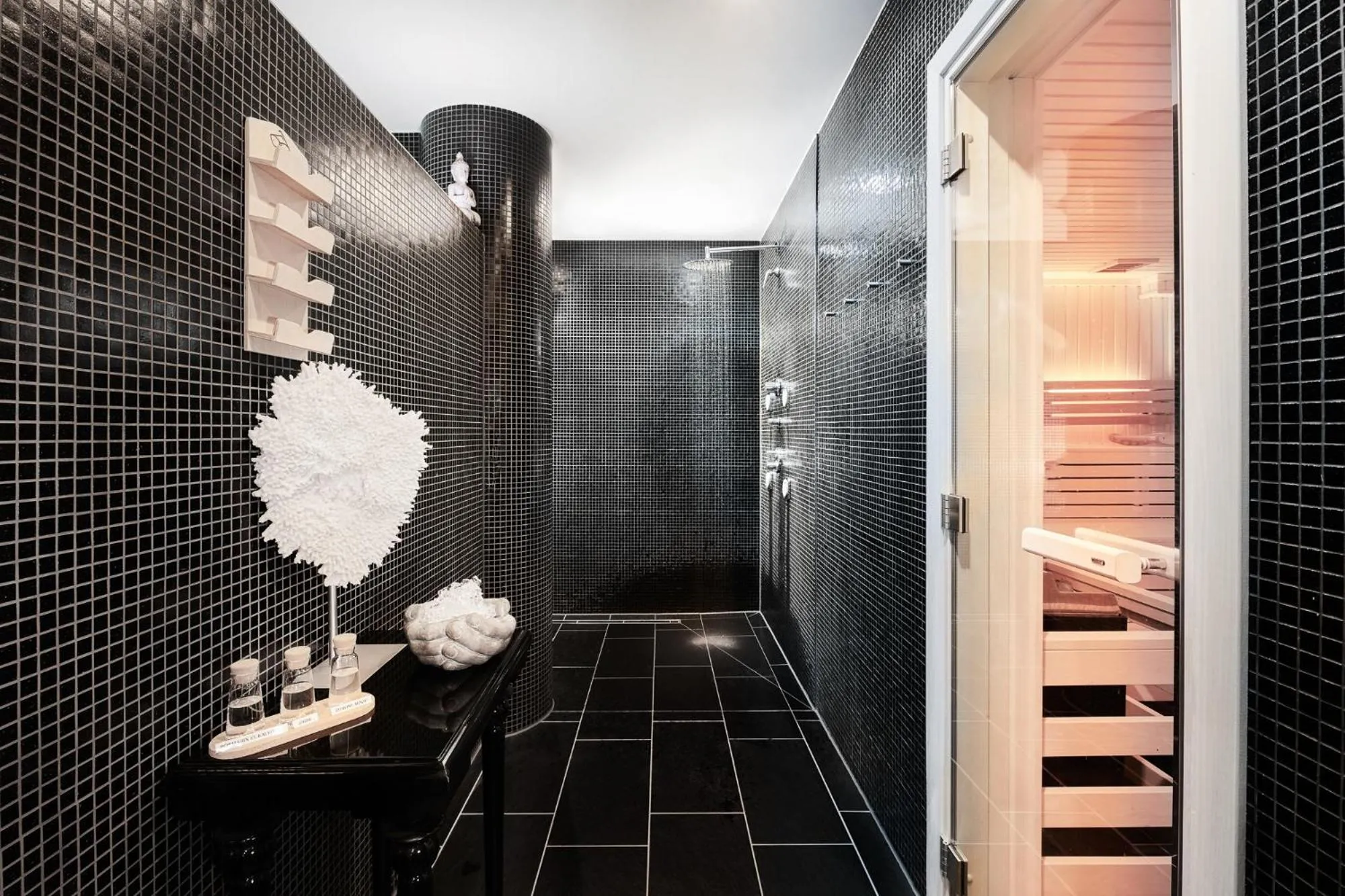 Spa and wellness centre/facilities in Nena Hotel Bremen