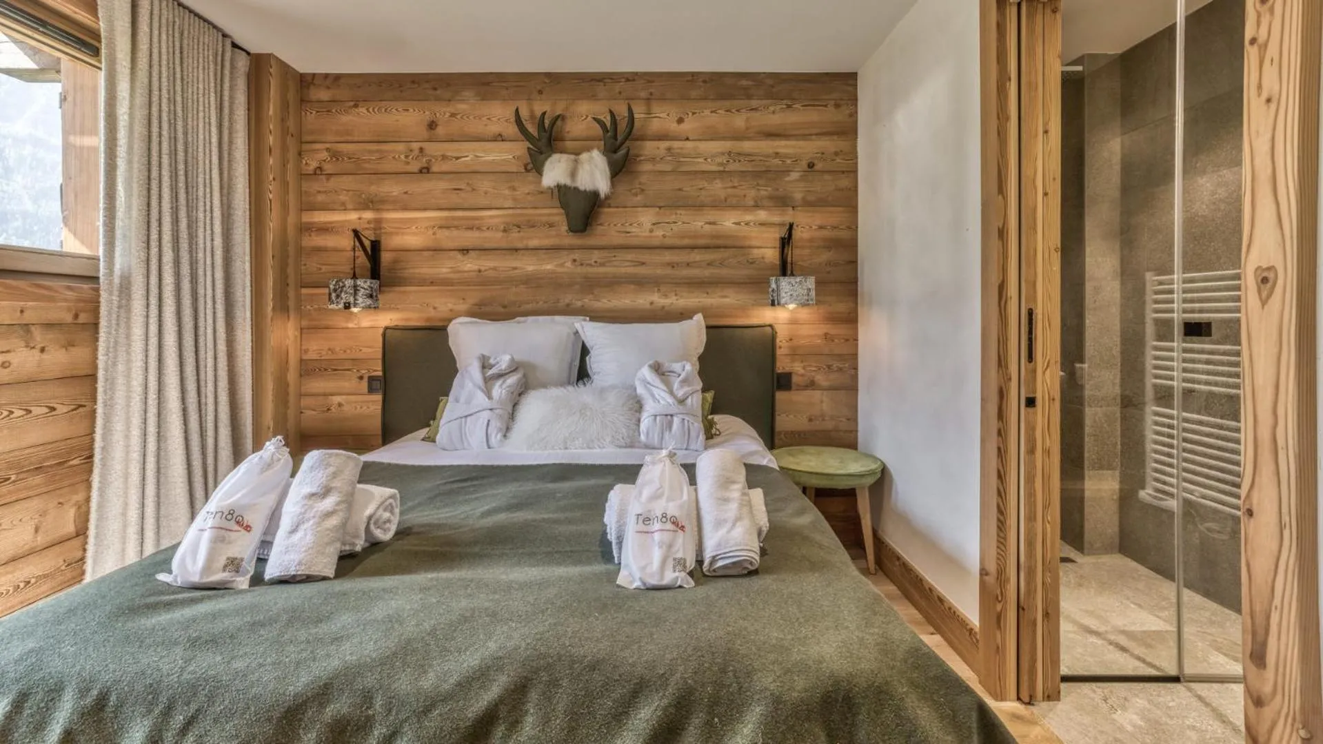Bed in Chalet Hupa