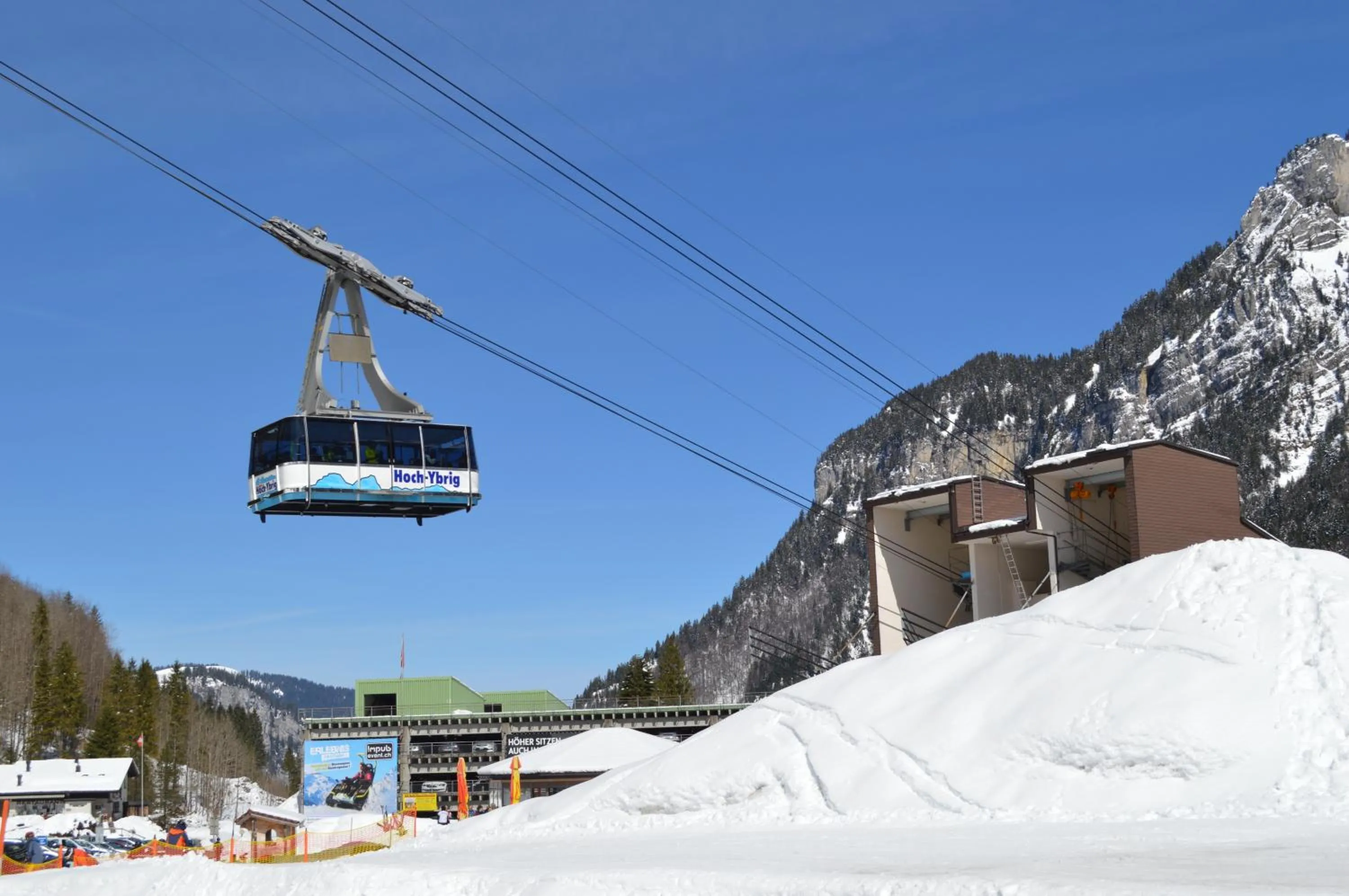 Skiing in Hotel Garni Rösslipost