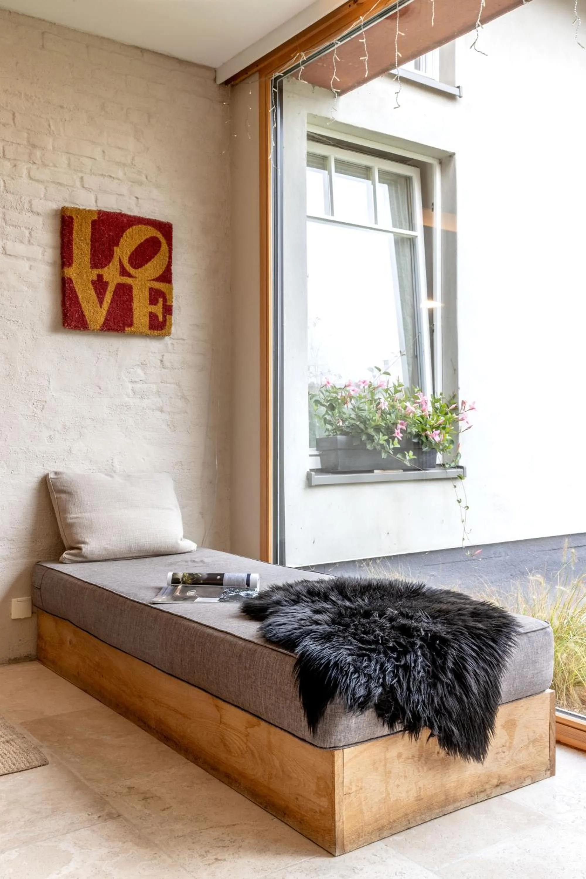 Seating area, Bed in Het Verblijf