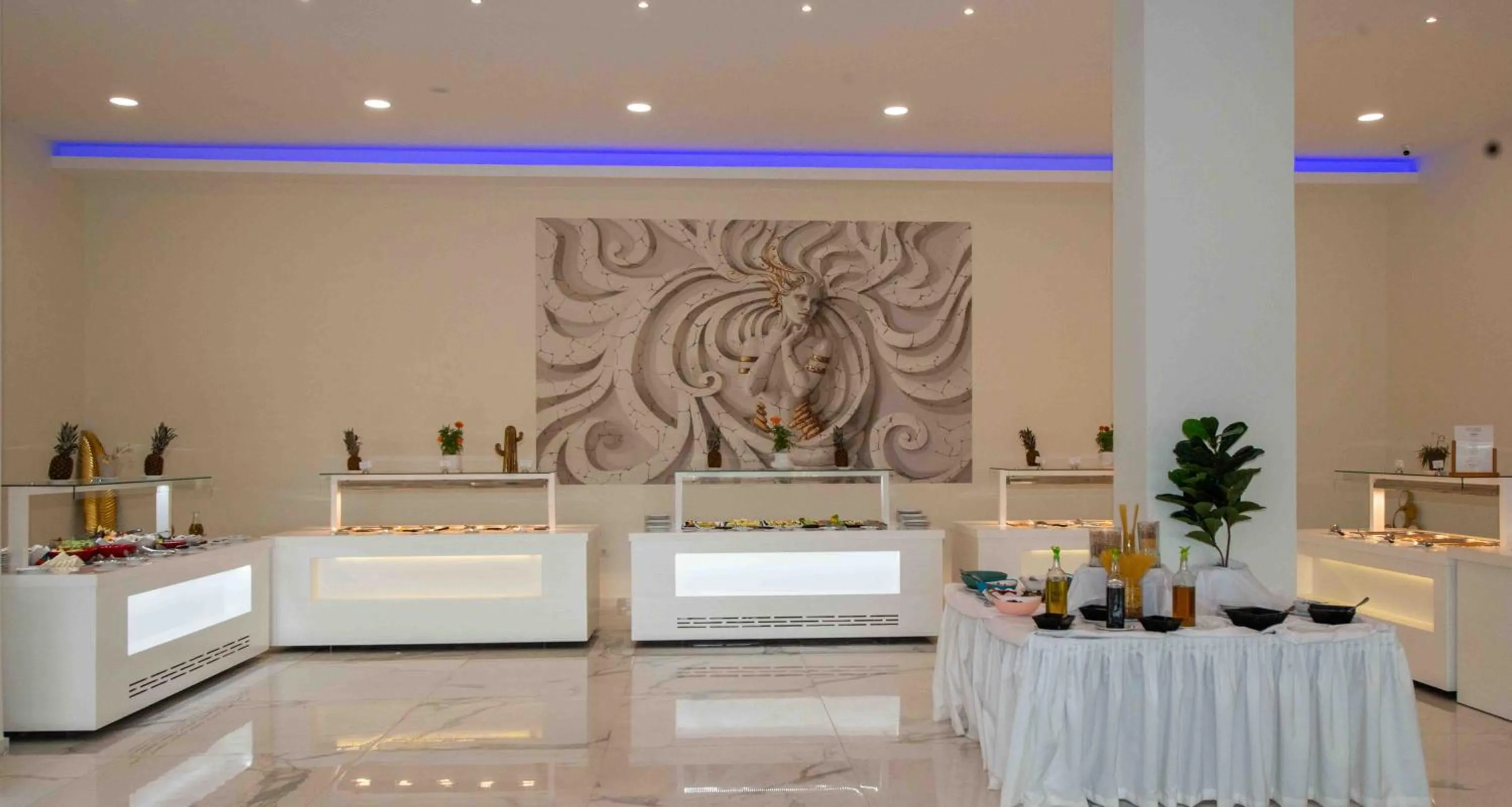 Breakfast in LAGUNA HOLIDAY RESORT