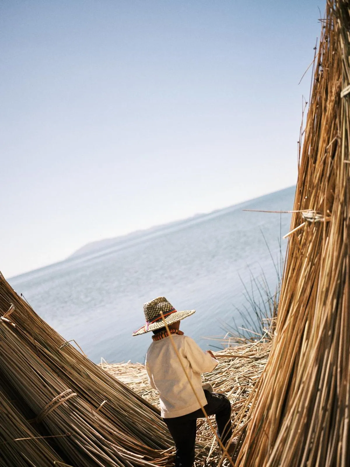 Day in Titilaka by Andean