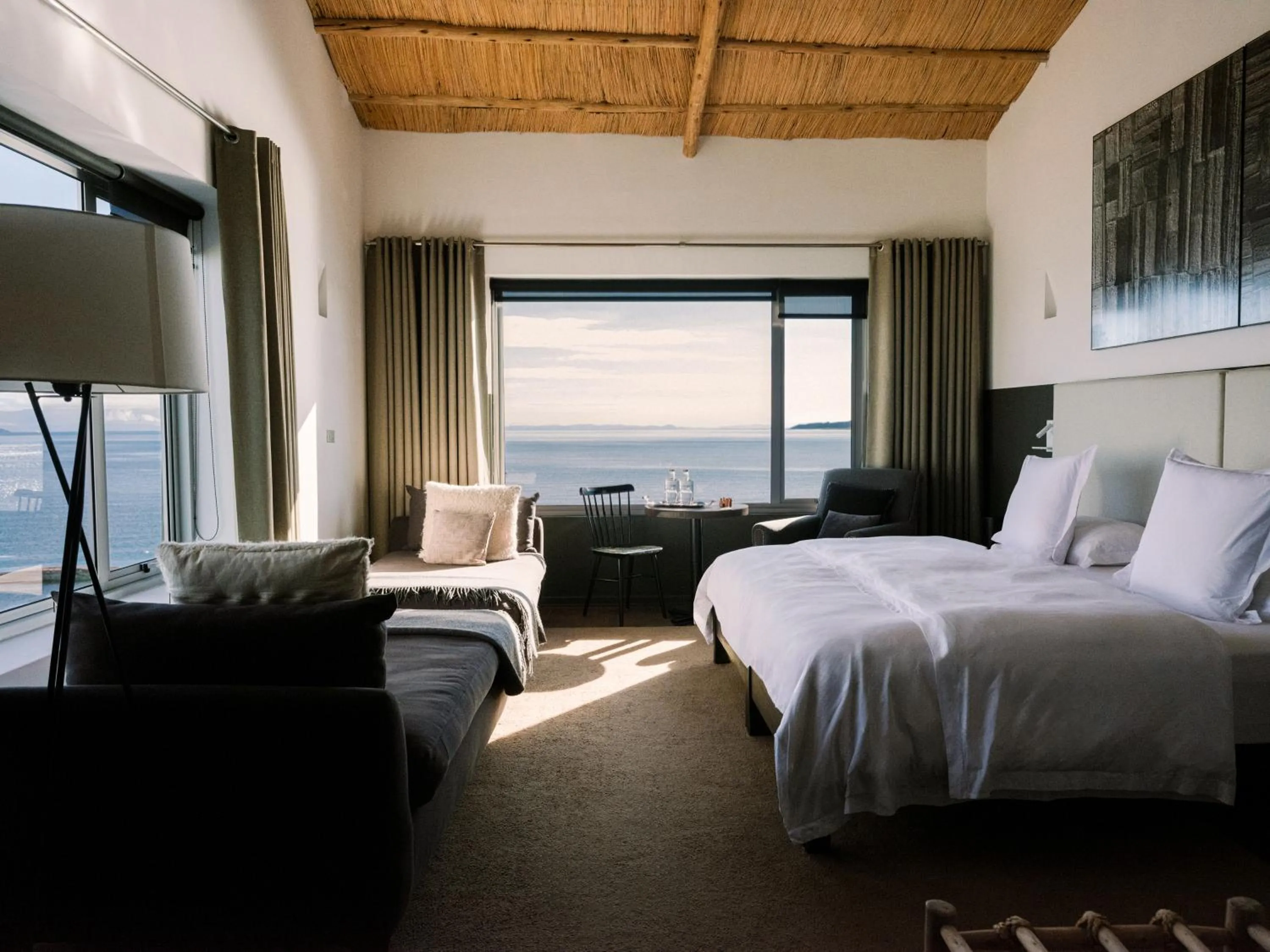 Bed in Titilaka by Andean