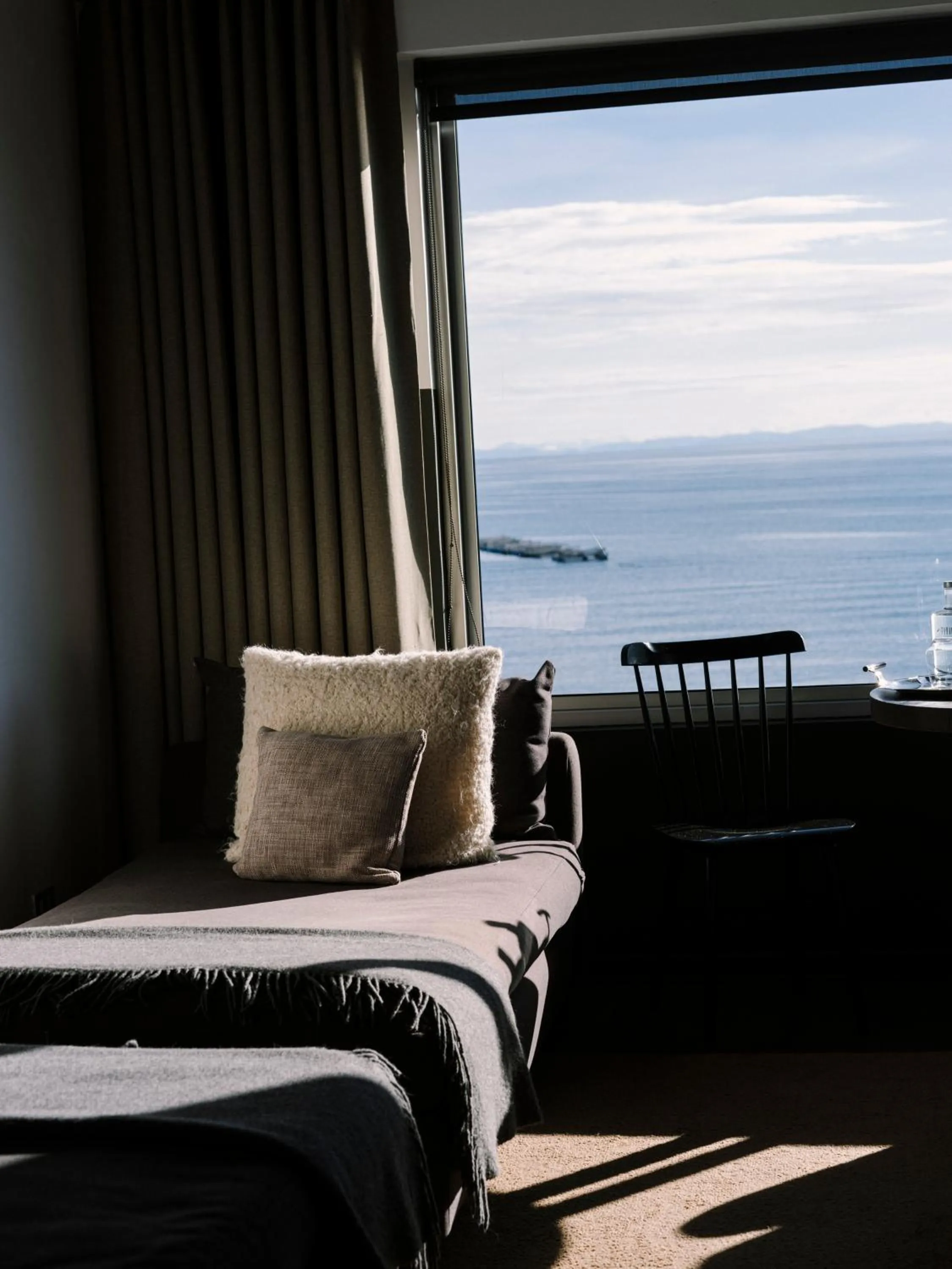 Bed in Titilaka by Andean