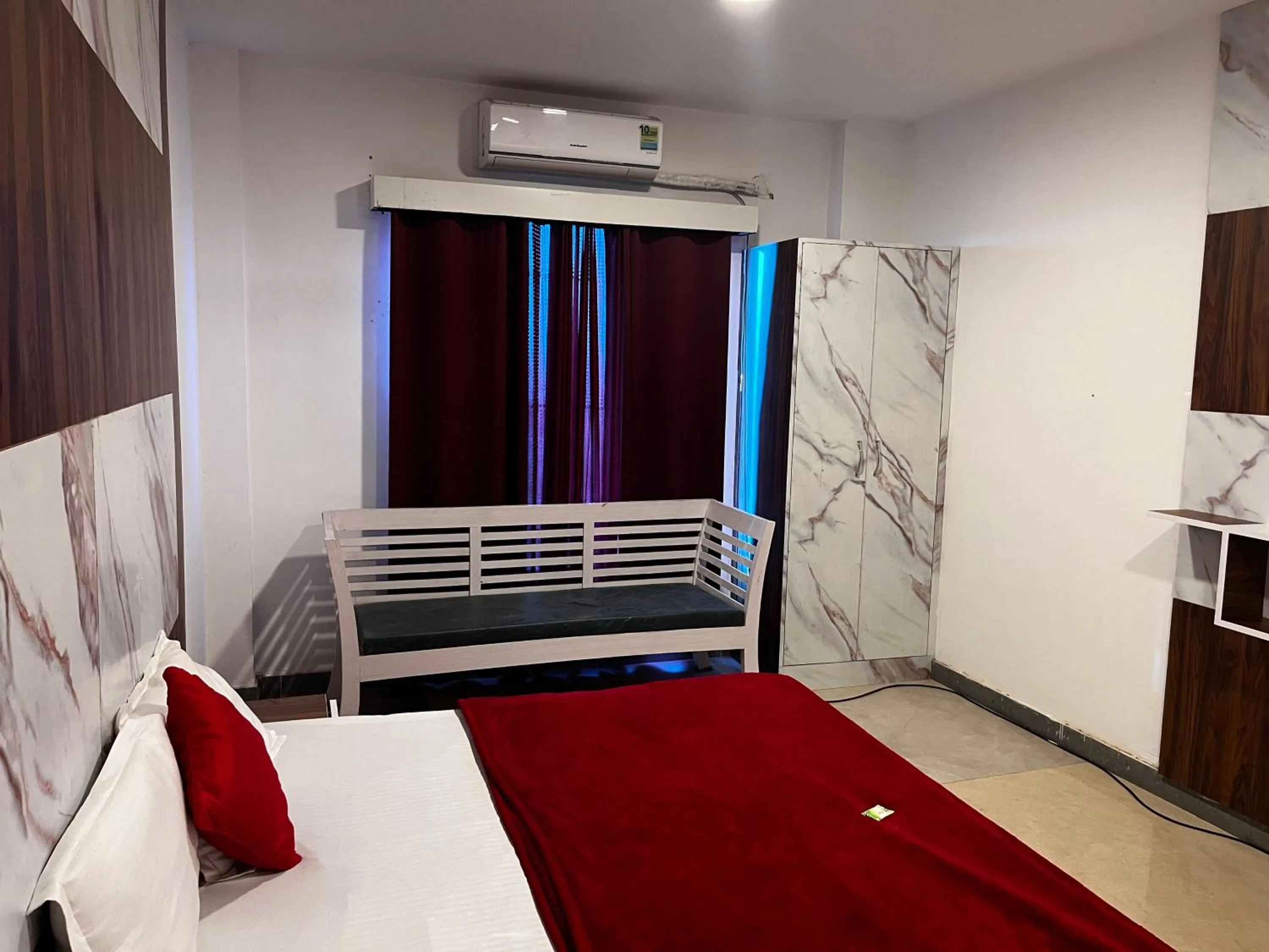 Bedroom, Bed in Hotel Green