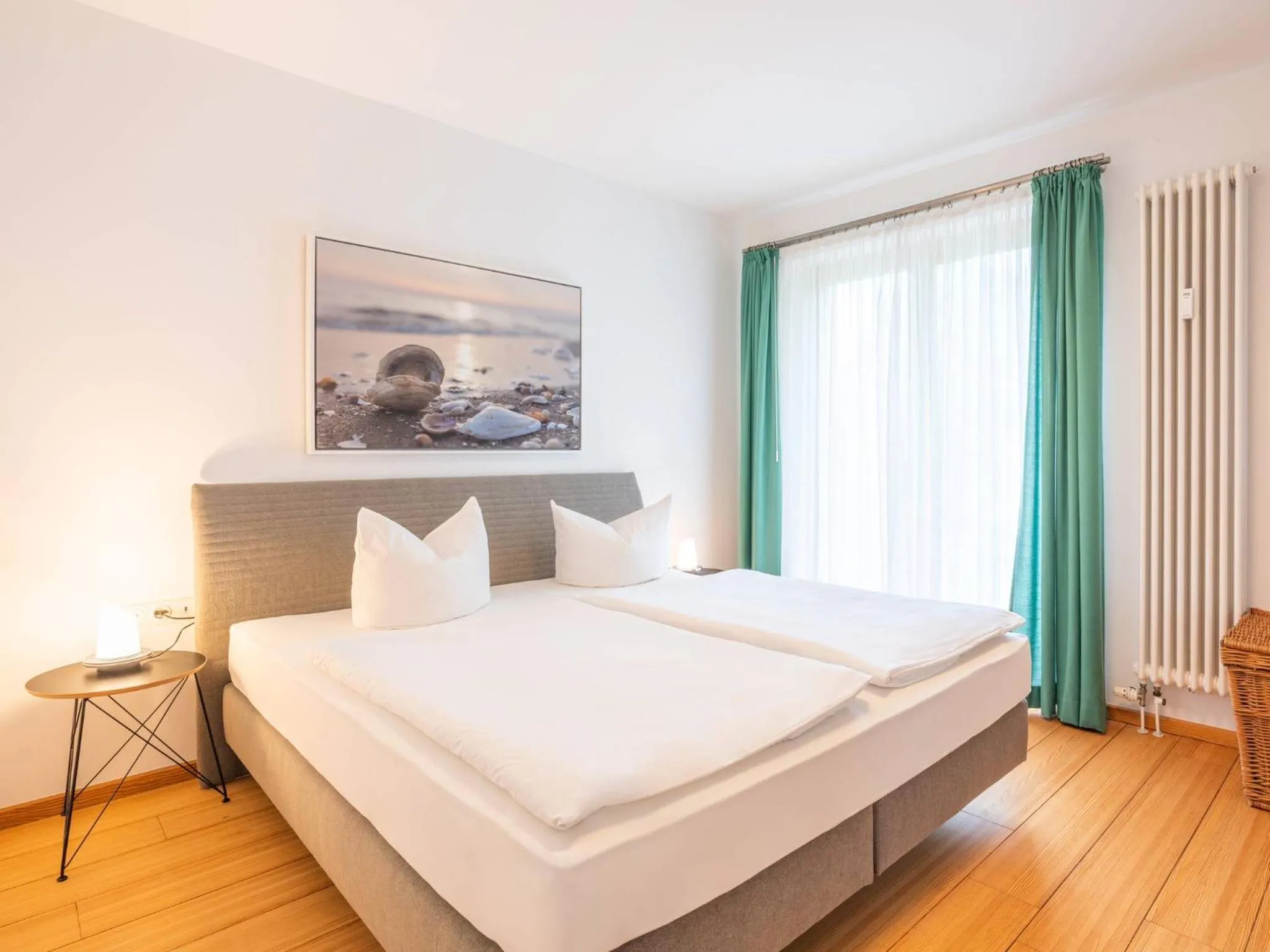 Bedroom, Bed in Kaiservillen Heringsdorf - Ferienwohnung mit 1 Schlafzimmer und Balkon D112